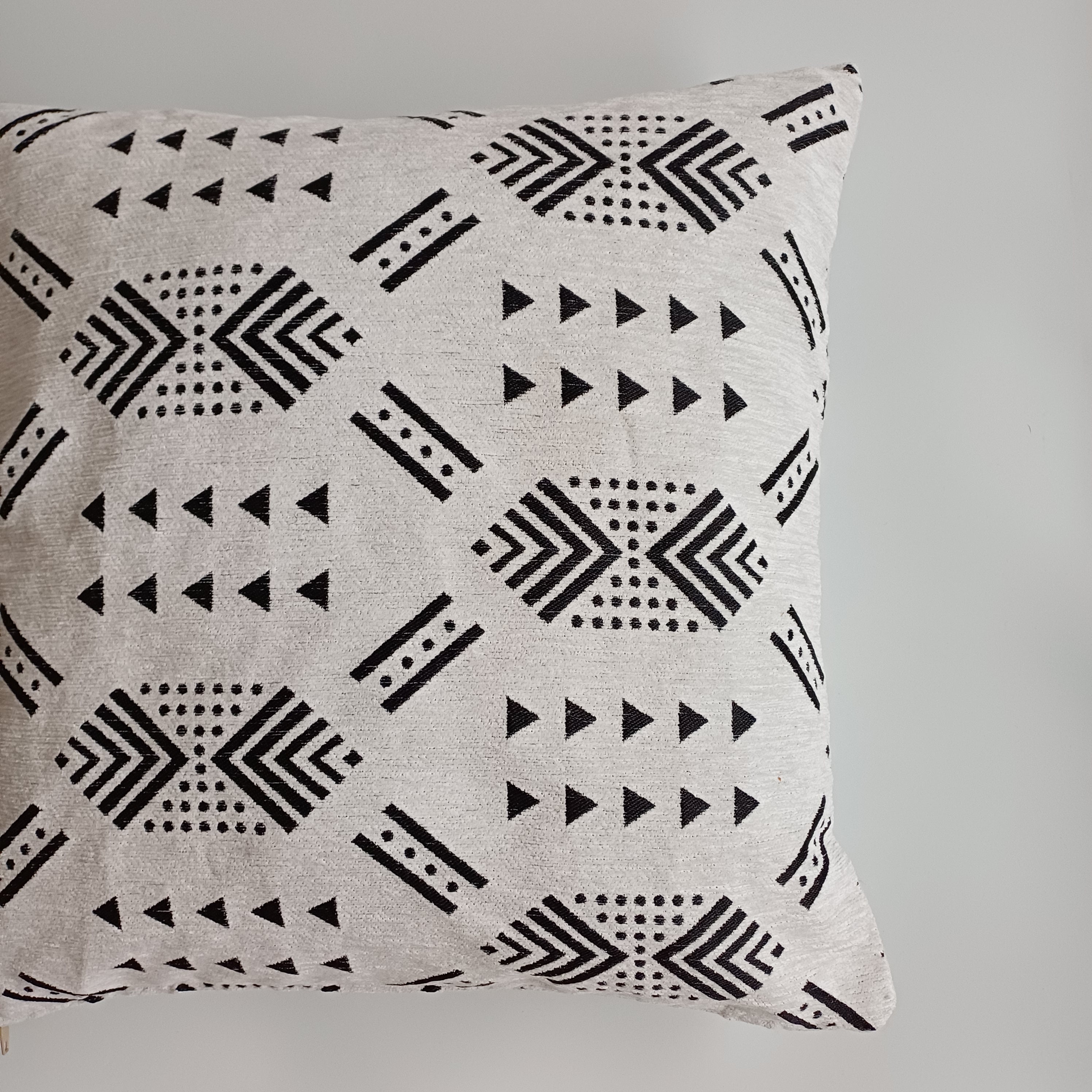 Moroccan Handmade White Velvet  Cushion Cover 20''x20'' / 50x50 CM