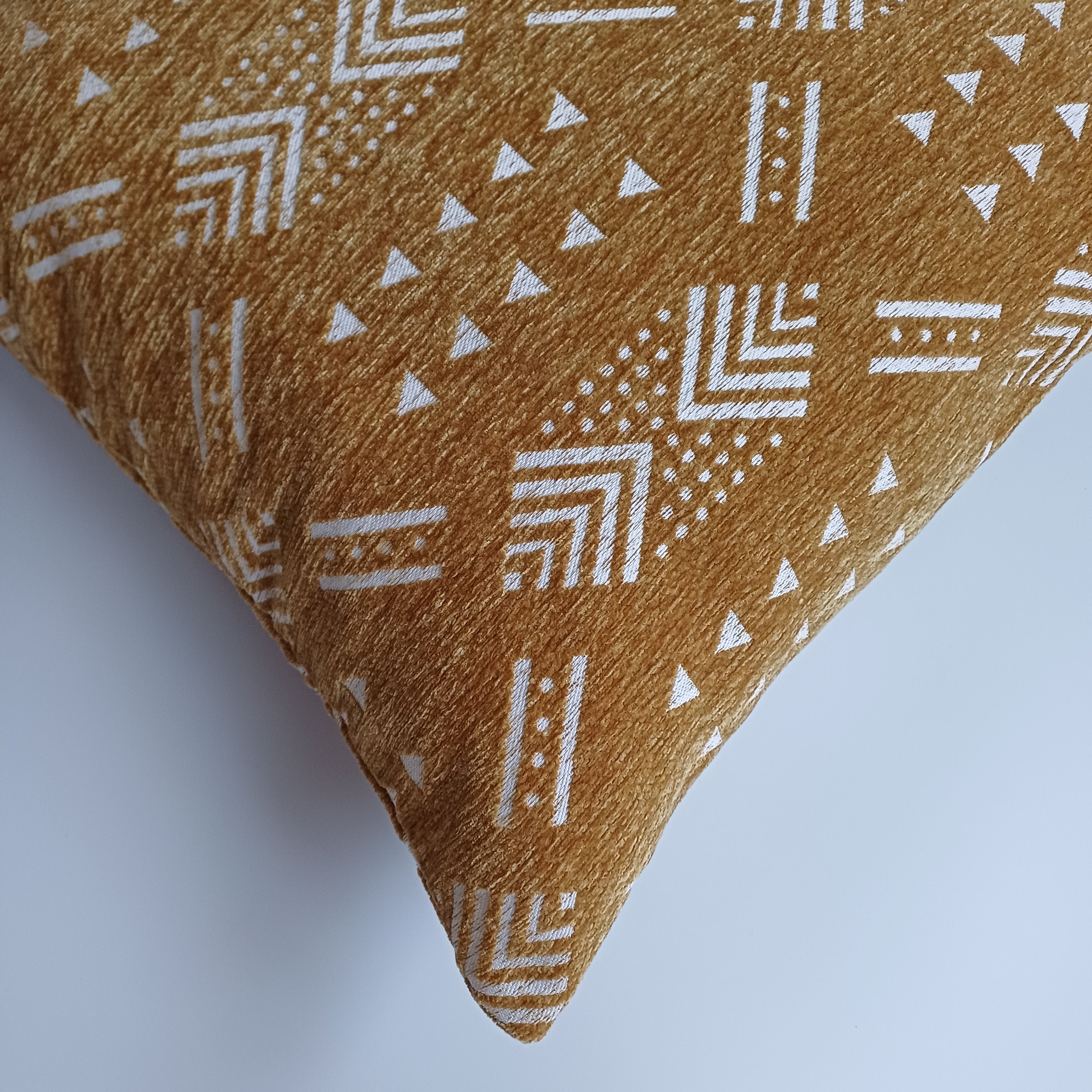 Moroccan Handmade Golden Brown Velvet Cushion Cover 20''x20'' / 50x50 CM