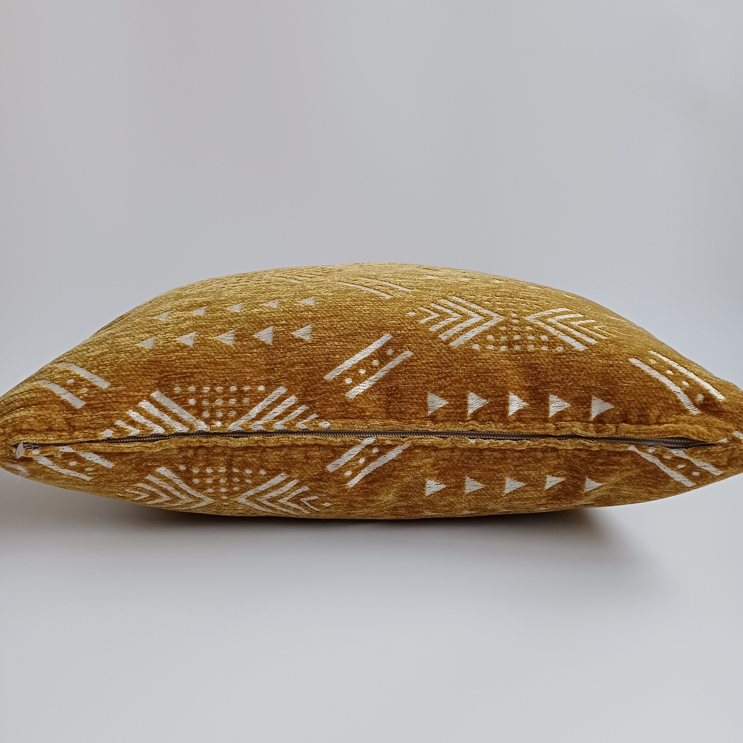 Moroccan Handmade Golden Brown Velvet Cushion Cover 20''x20'' / 50x50 CM