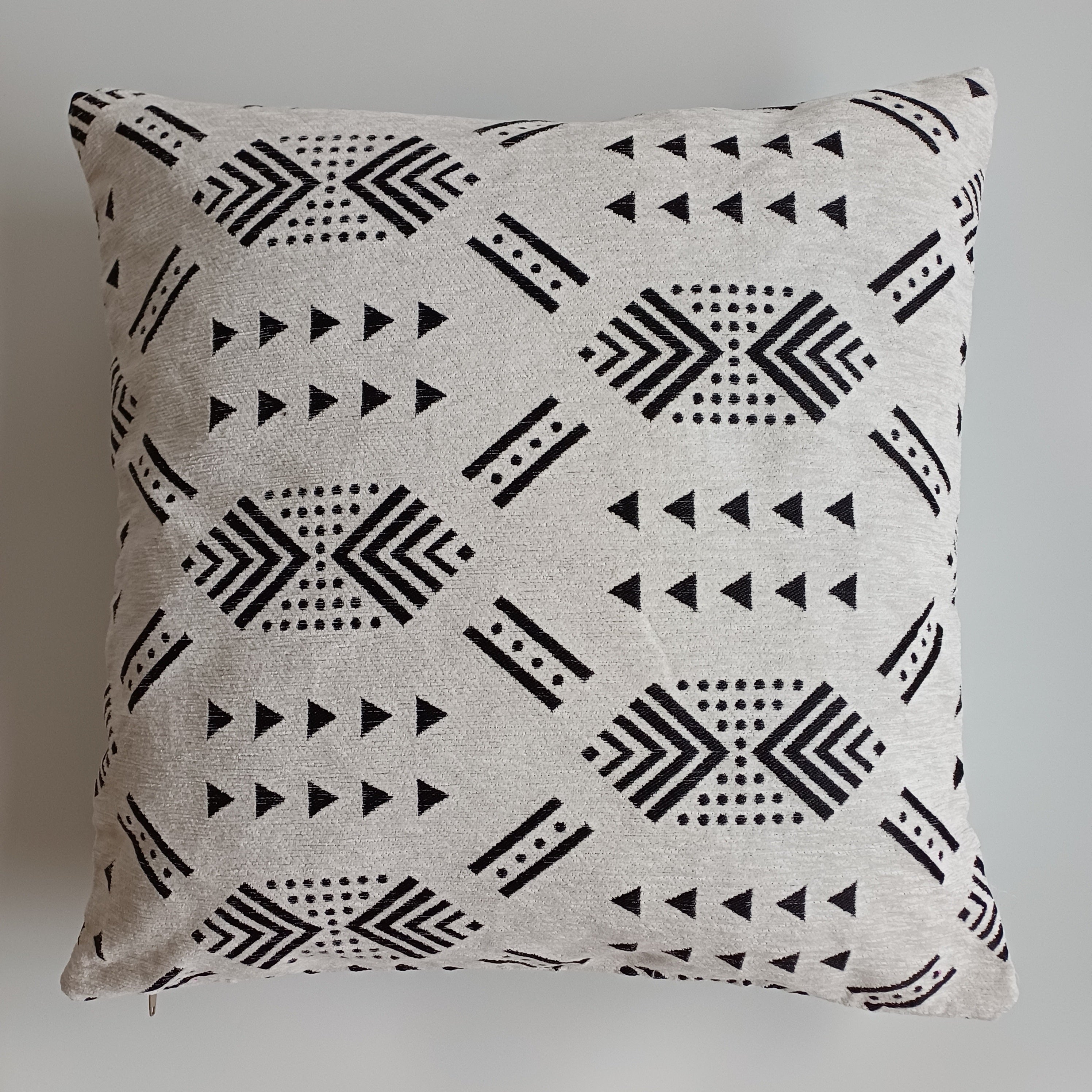 Moroccan Handmade White Velvet  Cushion Cover 20''x20'' / 50x50 CM
