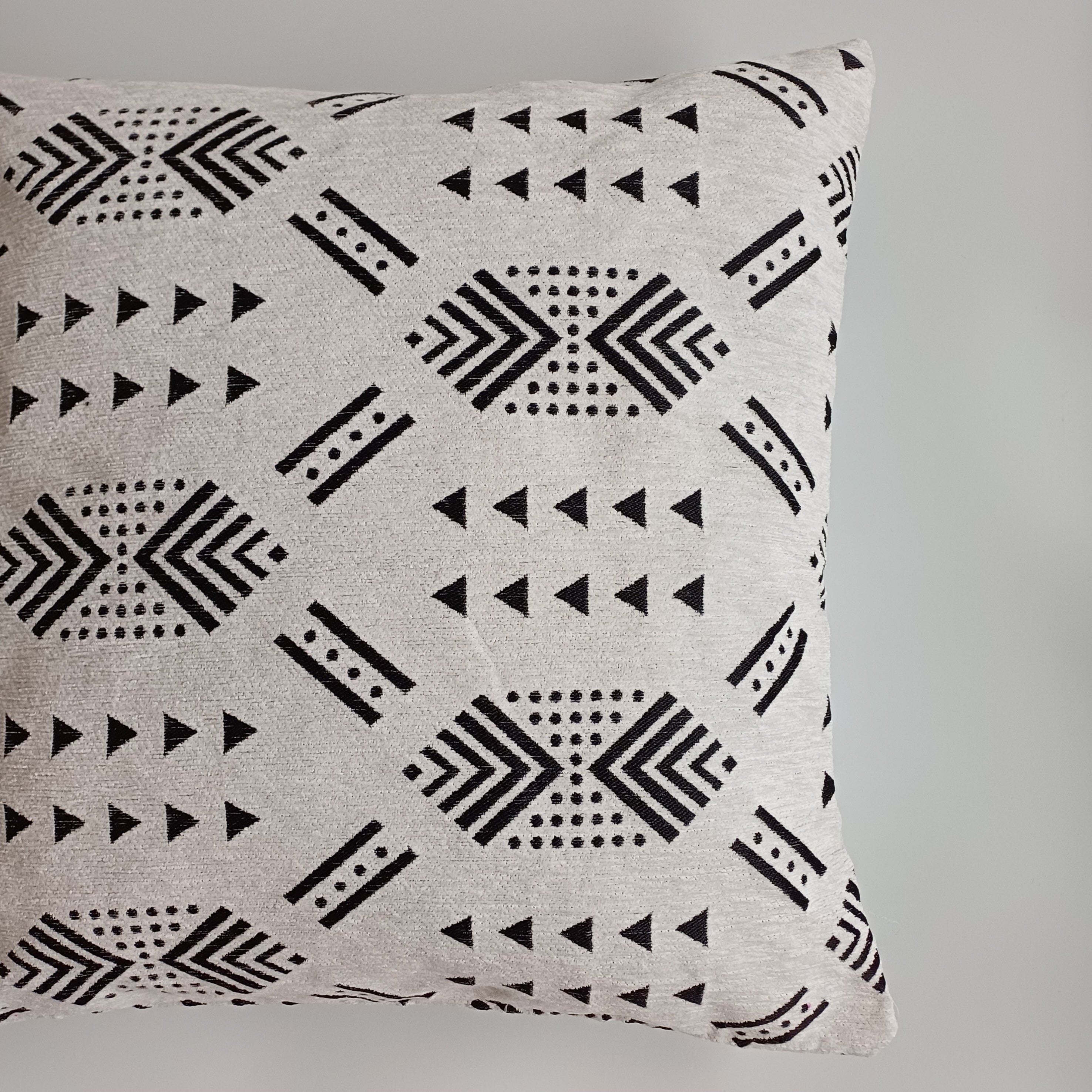 Moroccan Handmade White Velvet  Cushion Cover 20''x20'' / 50x50 CM