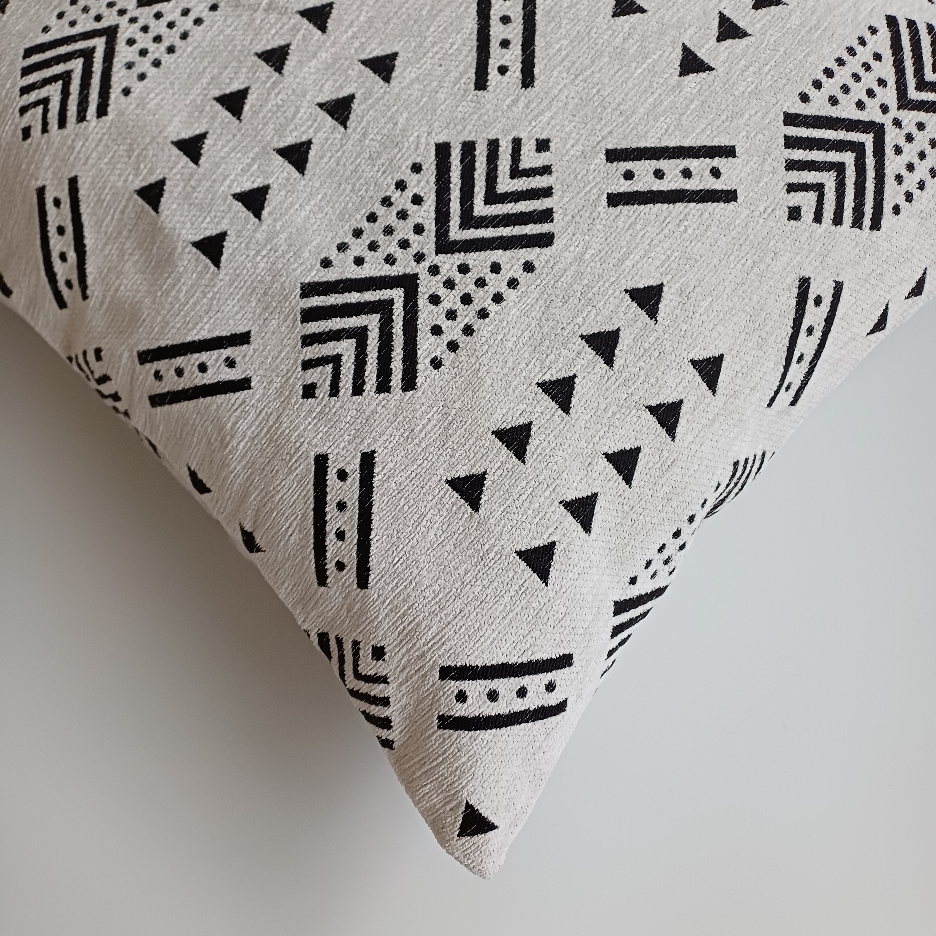 Moroccan Handmade White Velvet  Cushion Cover 20''x20'' / 50x50 CM