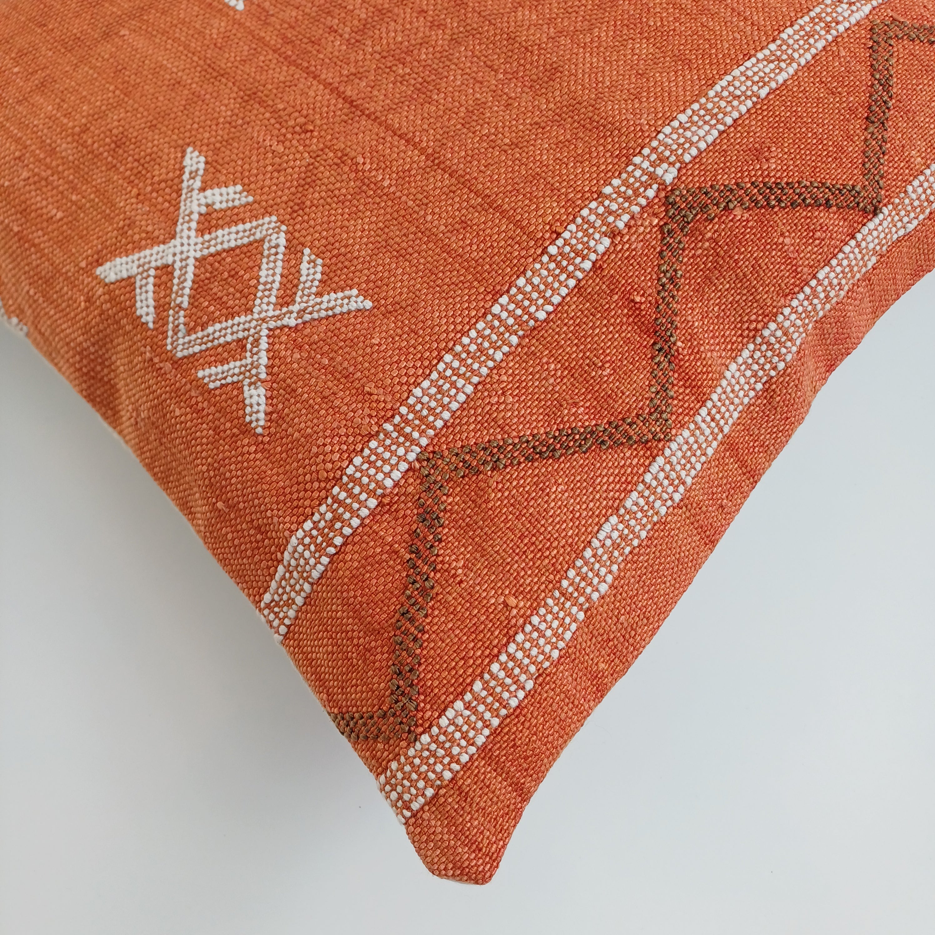 Moroccan Handmade Red Cactus Silk Cushion Cover 16''x16'' / 40x40 CM