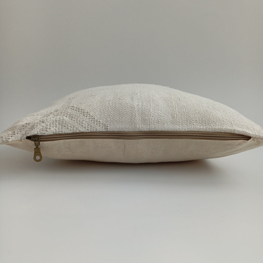 Moroccan Handmade White Cactus Silk Cushion Cover 16''x16'' / 40x40 CM