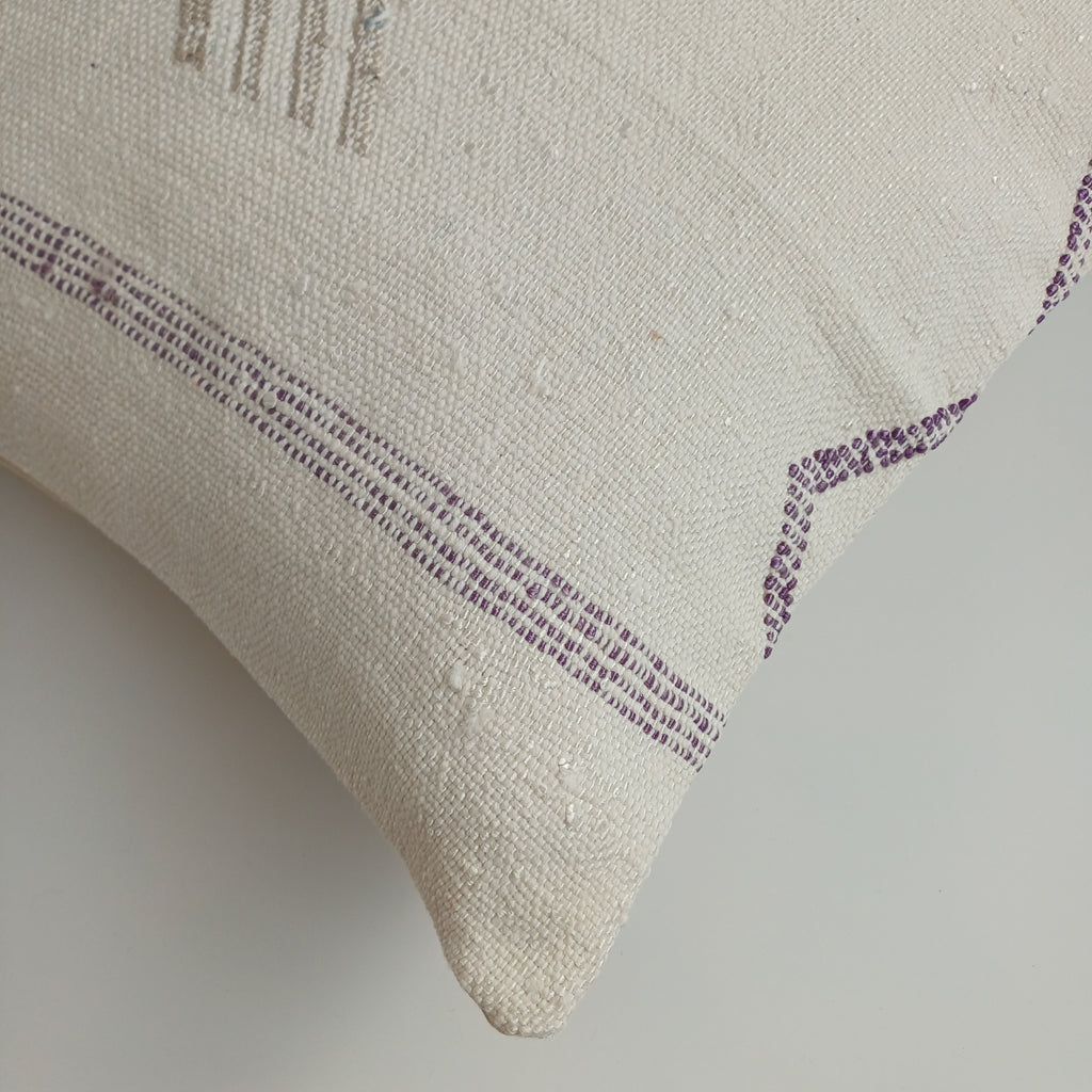Moroccan Handmade White Cactus Silk Cushion Cover 16''x16'' / 40x40 CM