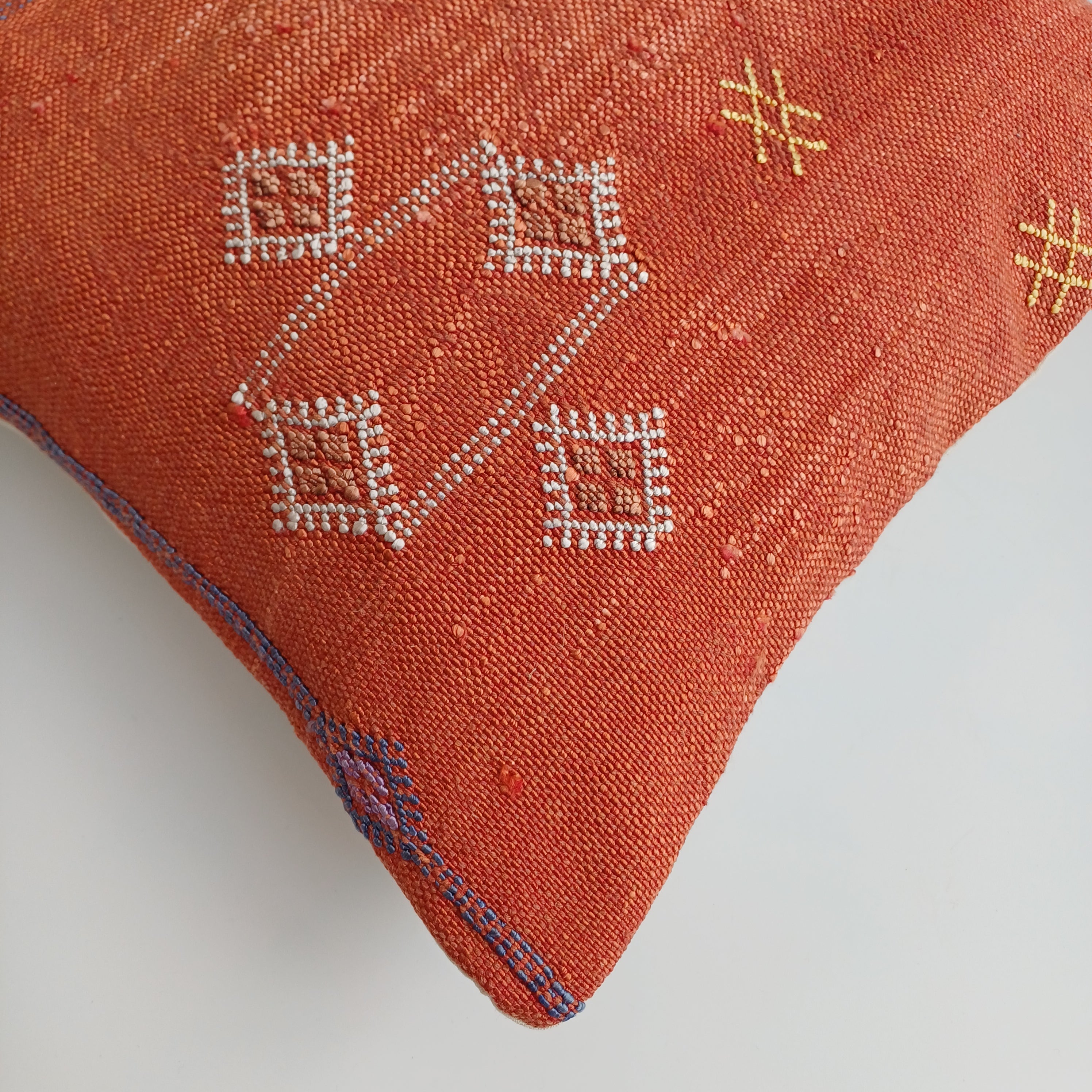 Moroccan Handmade Red Cactus Silk Cushion Cover 16''x16'' / 40x40 CM