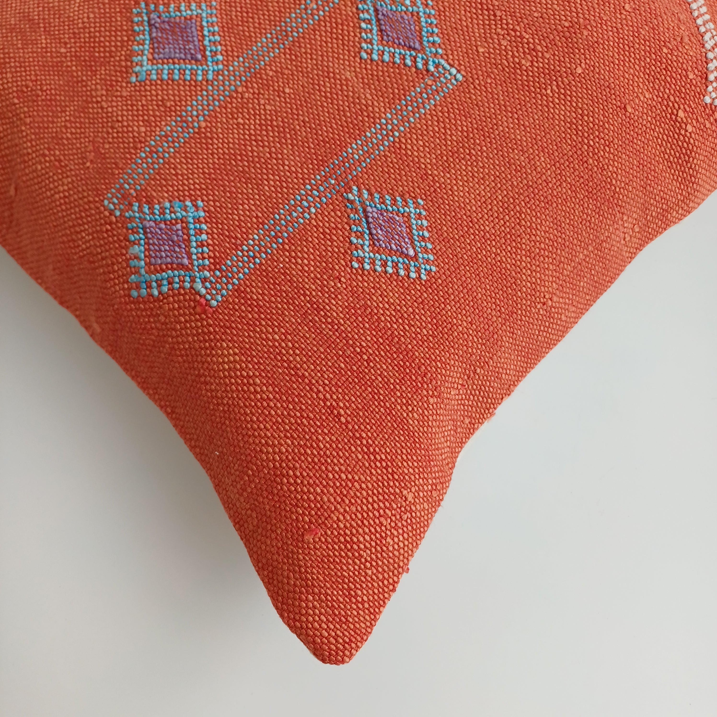 Moroccan Handmade Red Cactus Silk Cushion Cover 16''x16'' / 40x40 CM
