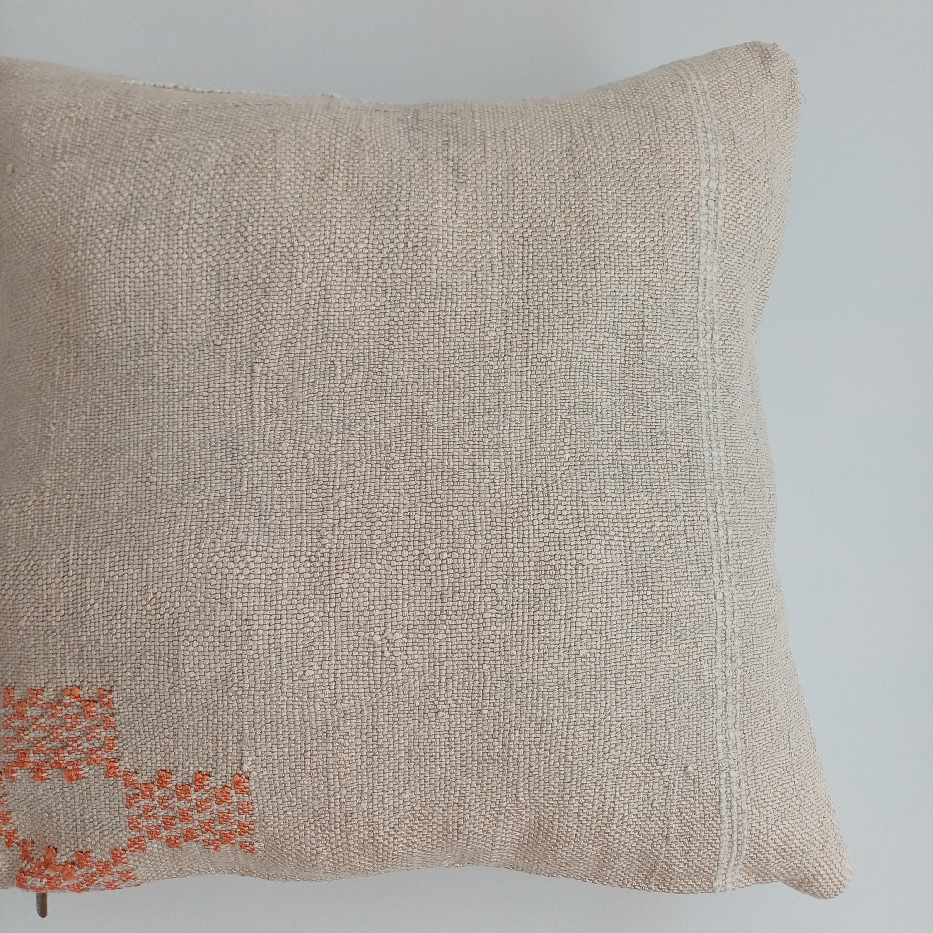 Moroccan Handmade White Cactus Silk Cushion Cover 16''x16'' / 40x40 CM