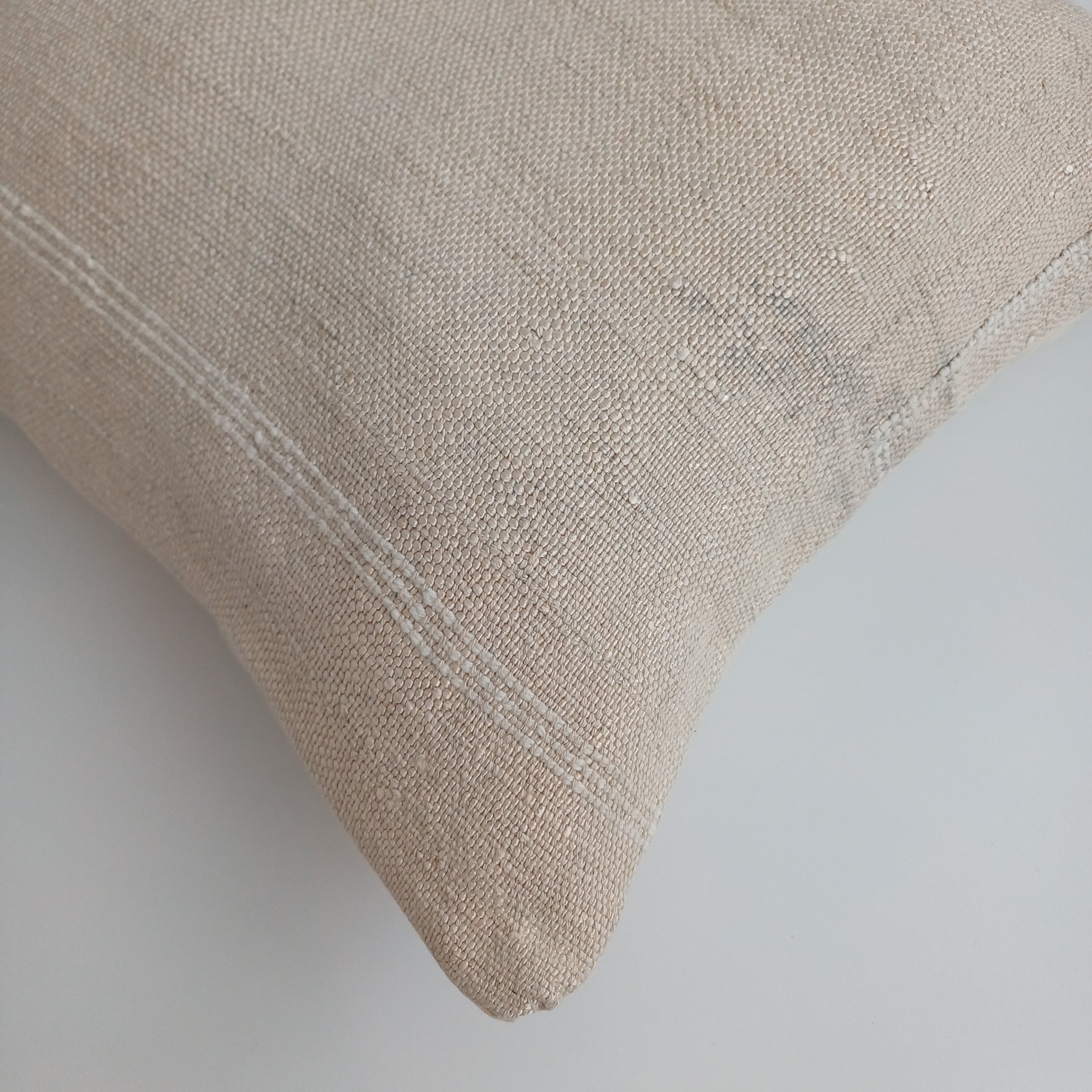 Moroccan Handmade White Cactus Silk Cushion Cover 16''x16'' / 40x40 CM