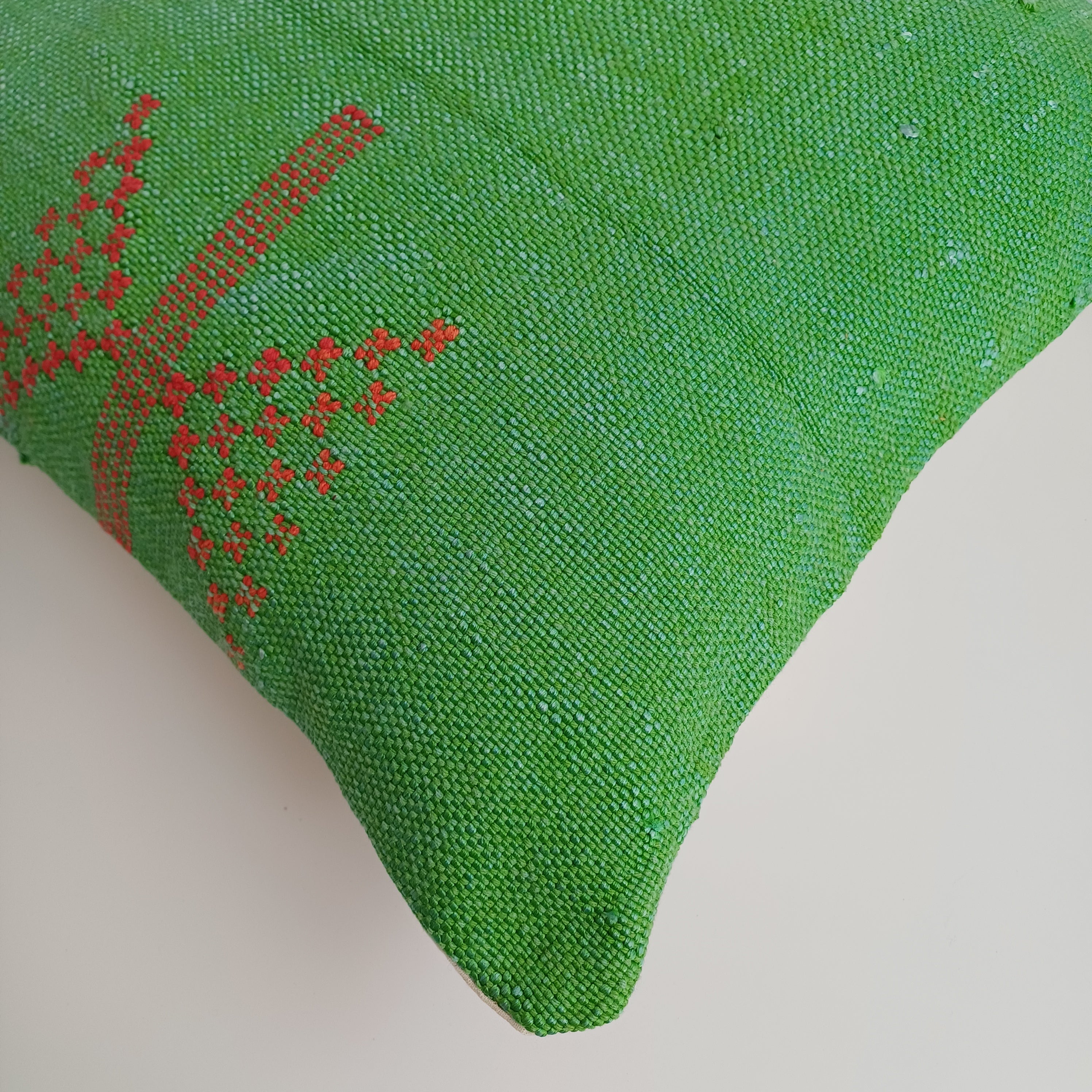 Moroccan Handmade Green Cactus Silk Cushion Cover 16''x16'' / 40x40 CM