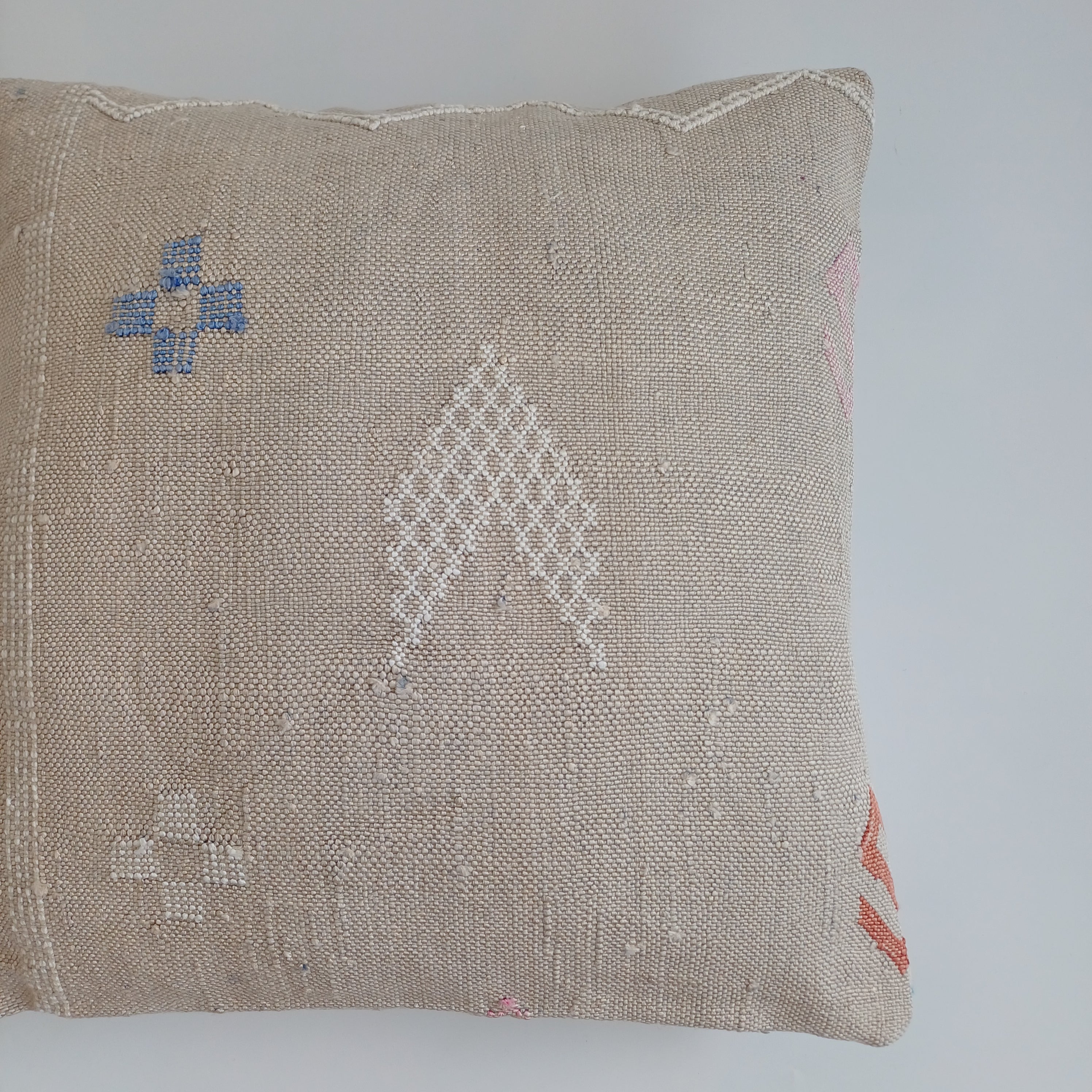 Moroccan Handmade Oatmeal Cactus Silk Cushion Cover 16''x16'' / 40x40 CM