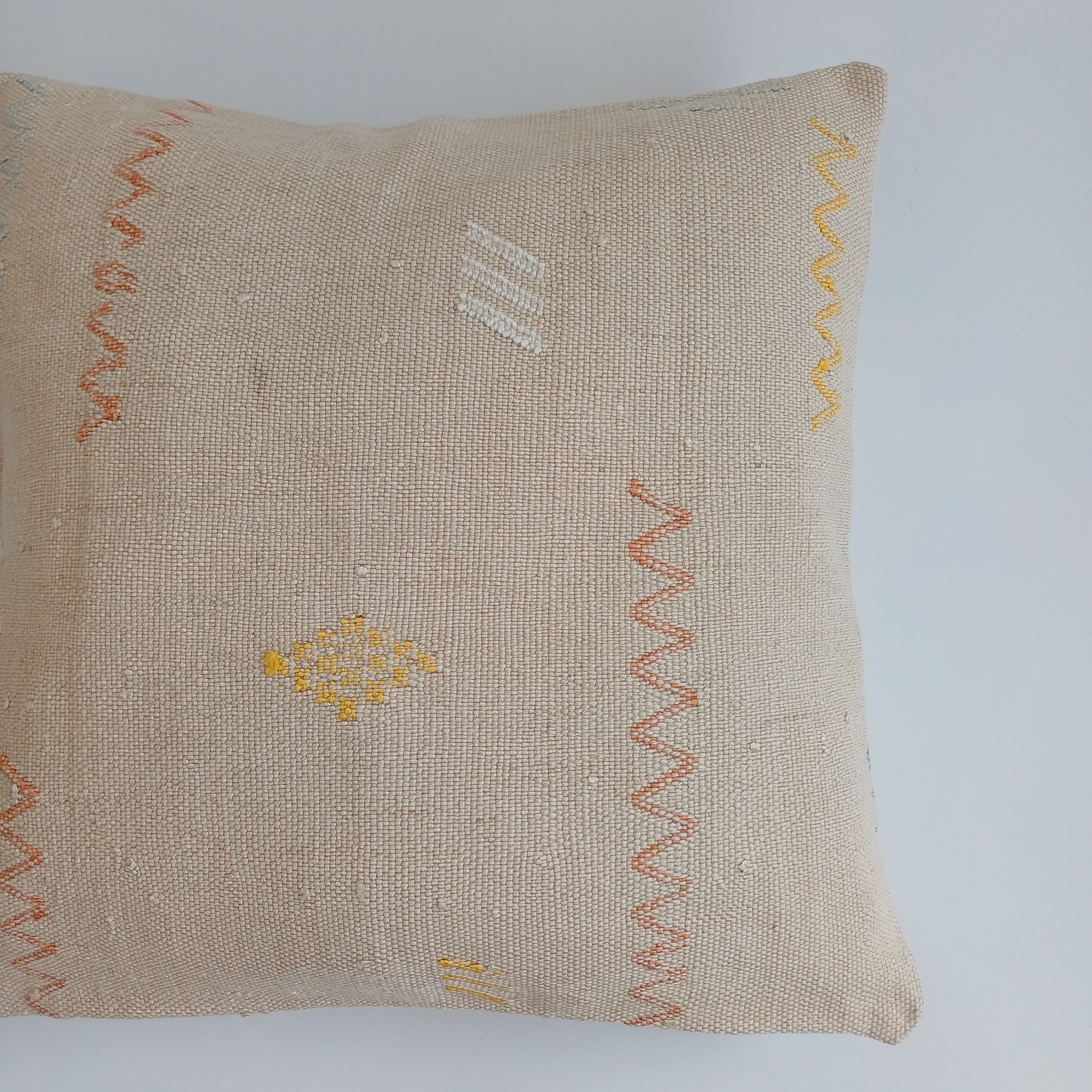 Moroccan Handmade Oatmeal Cactus Silk Cushion Cover 16''x16'' / 40x40 CM