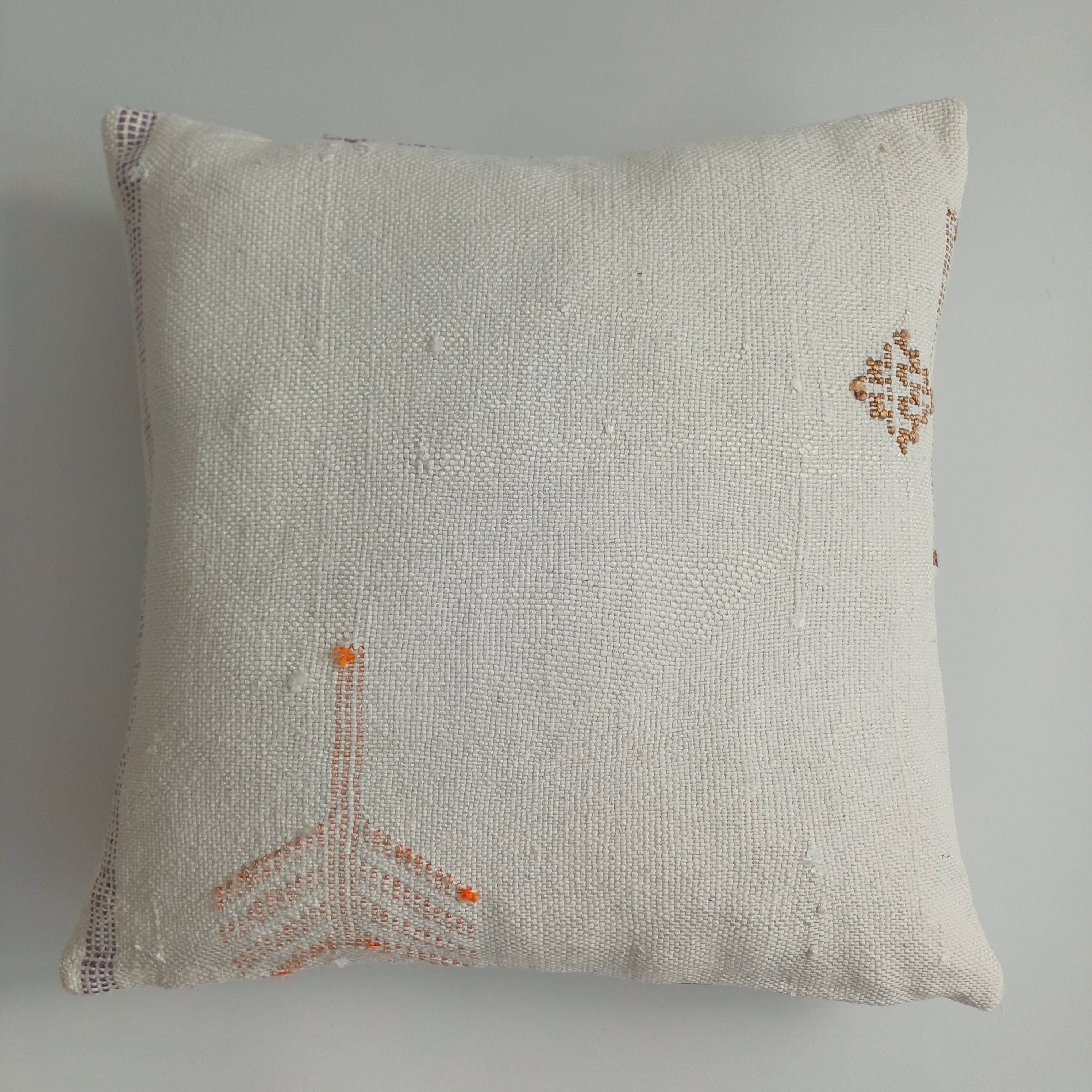Moroccan Handmade White Cactus Silk Cushion Cover 16''x16'' / 40x40 CM