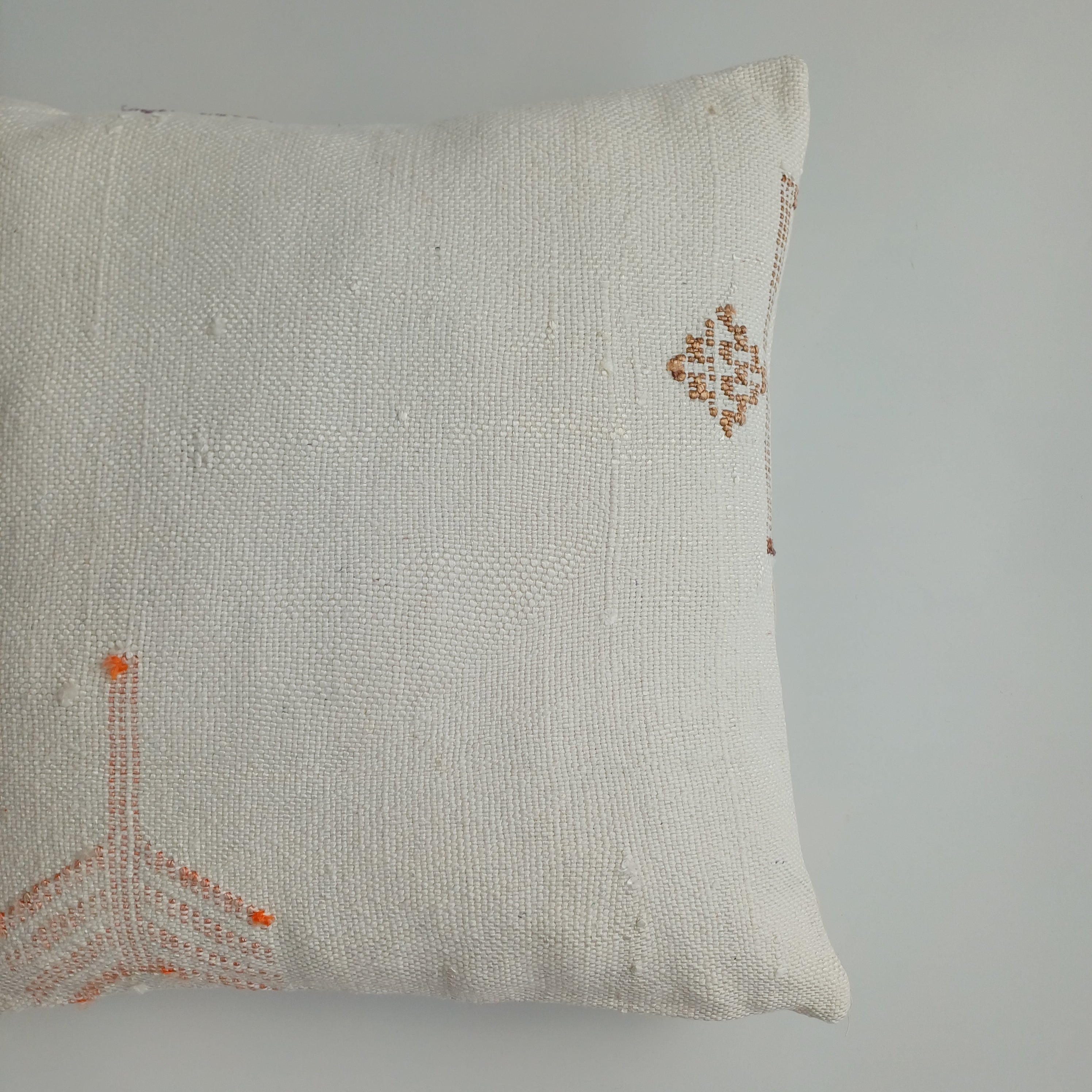 Moroccan Handmade White Cactus Silk Cushion Cover 16''x16'' / 40x40 CM