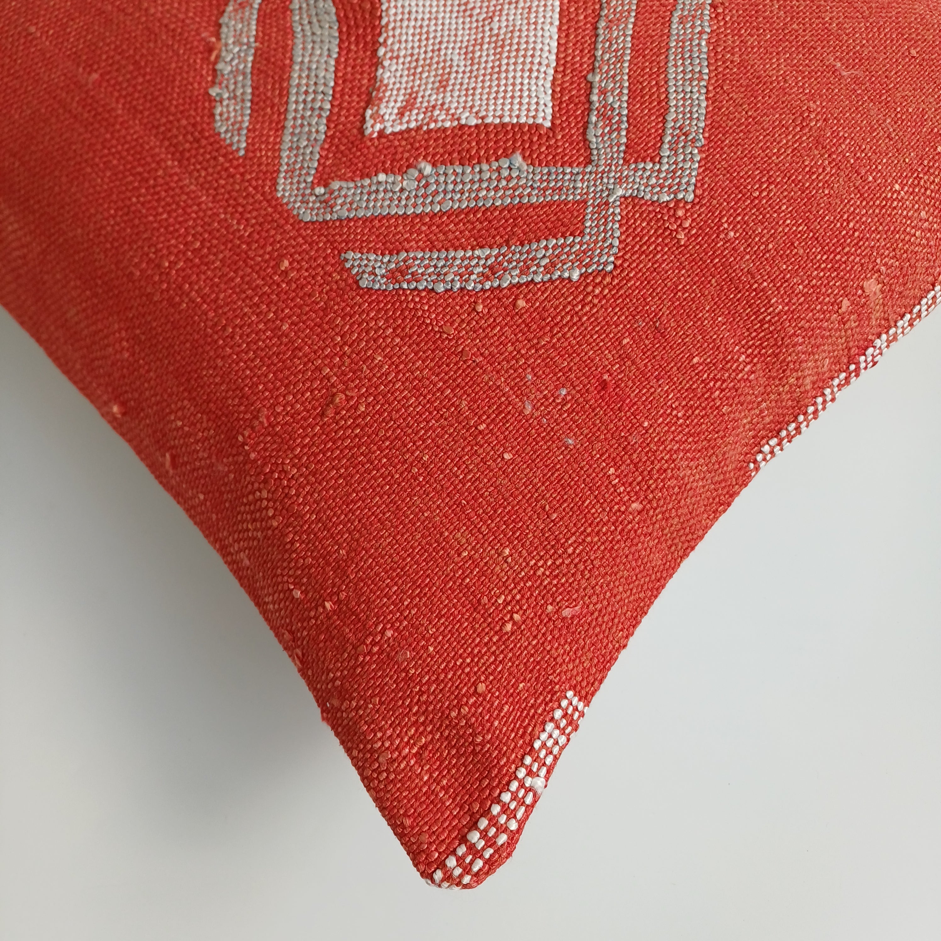 Moroccan Handmade Red Cactus Silk Cushion Cover 16''x16'' / 40x40 CM