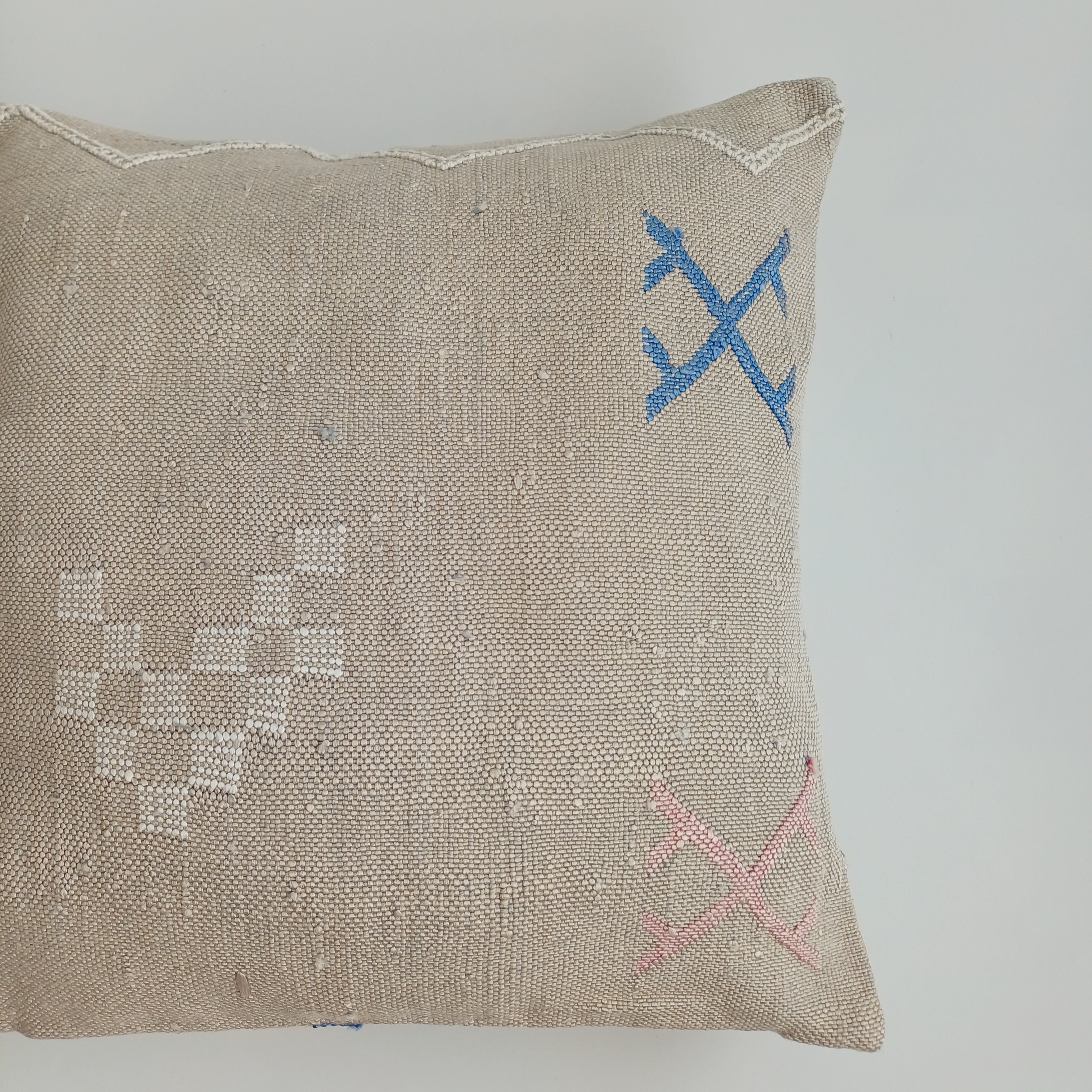 Moroccan Handmade Oatmeal Cactus Silk Cushion Cover 16''x16'' / 40x40 CM