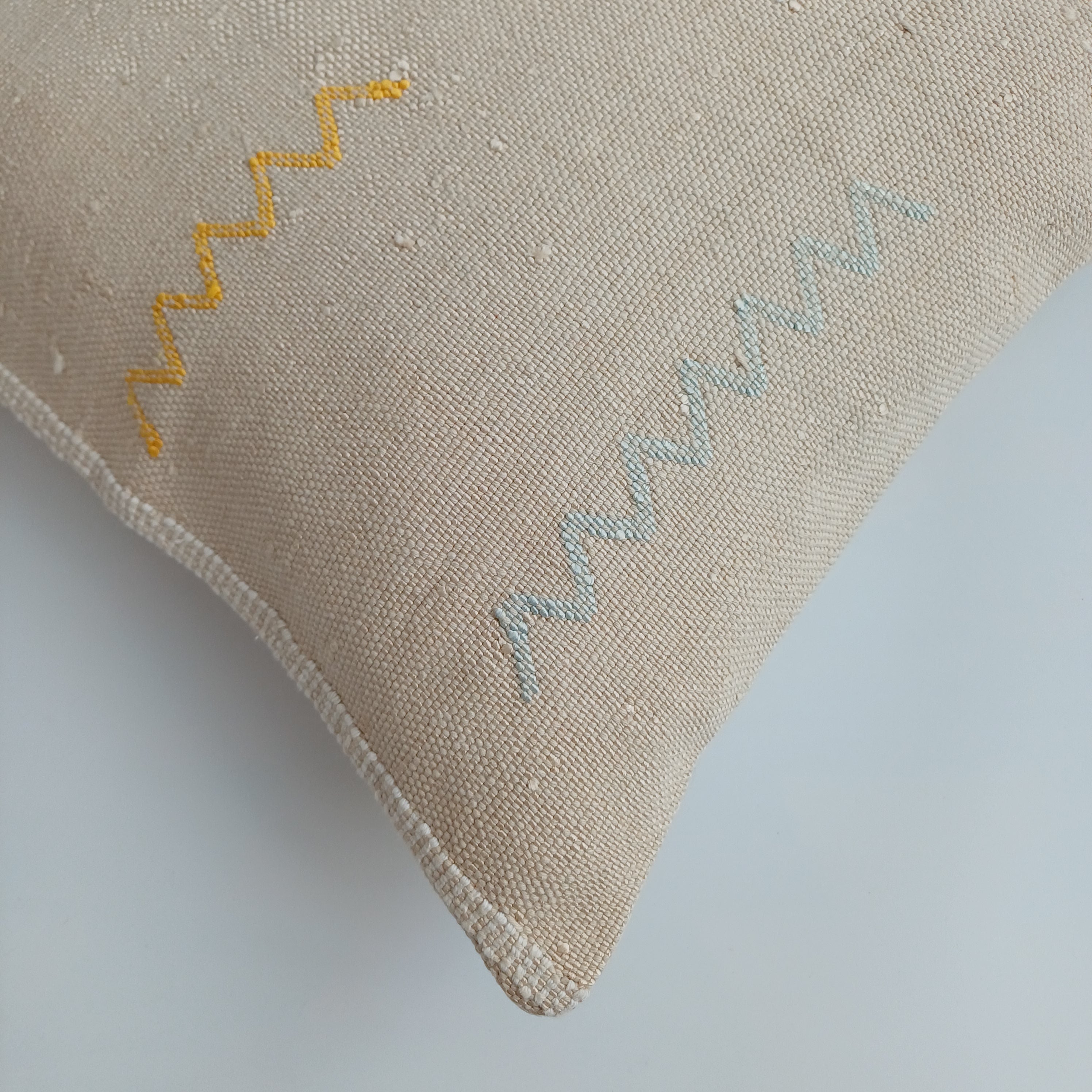 Moroccan Handmade Oatmeal Cactus Silk Cushion Cover 16''x16'' / 40x40 CM