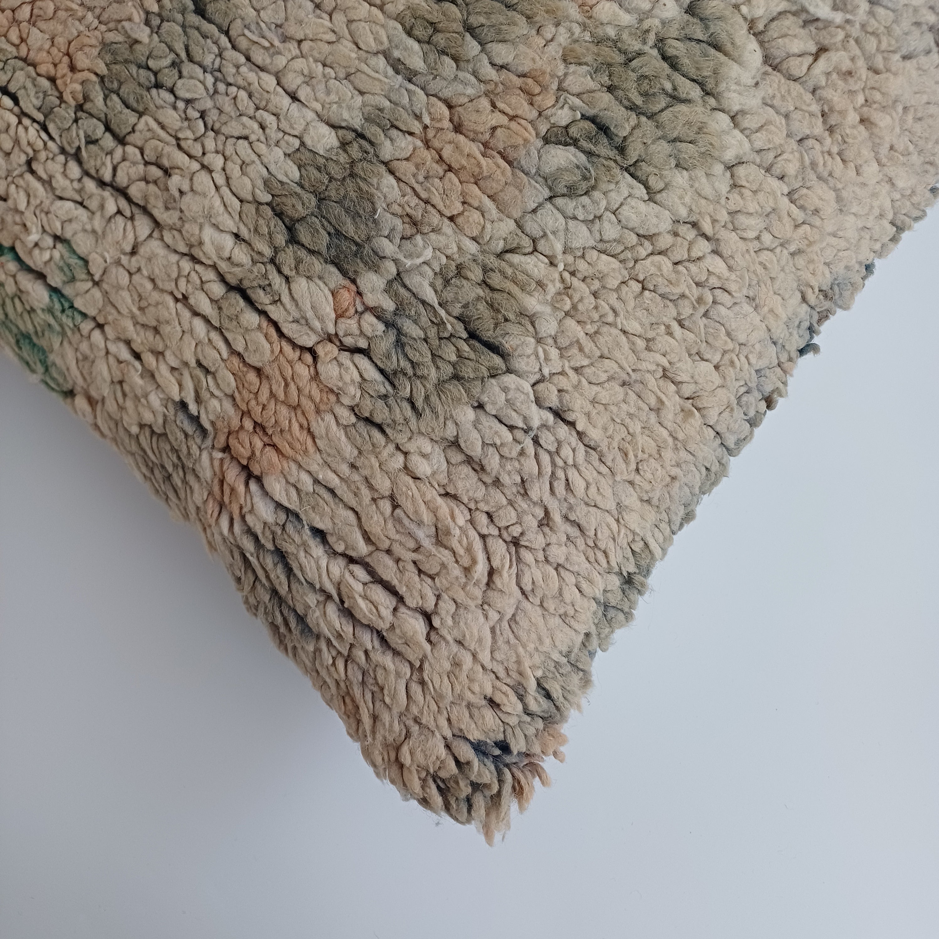 Moroccan Berber Handmade Vintage Wool Cushion Cover  24''x16'' / 60x40 CM
