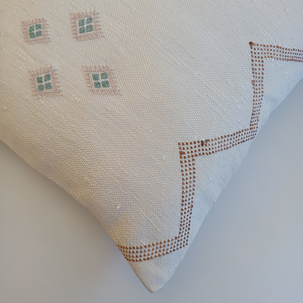 Moroccan Handmade Cream White Cactus Silk Cushion Cover 20''x20'' / 50x50 CM
