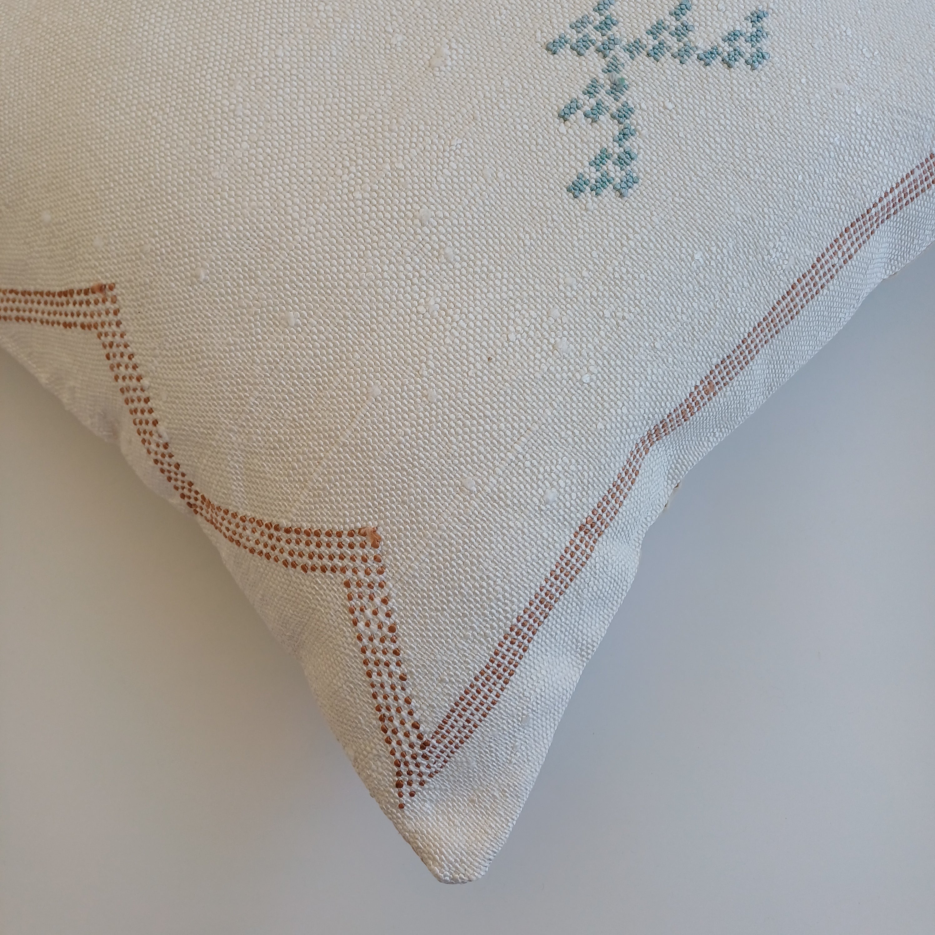 Moroccan Handmade Cream White Cactus Silk Cushion Cover 20''x20'' / 50x50 CM