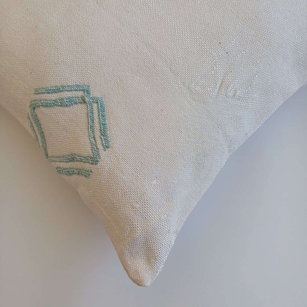 Moroccan Handmade Cream White Cactus Silk Cushion Cover 20''x20'' / 50x50 CM