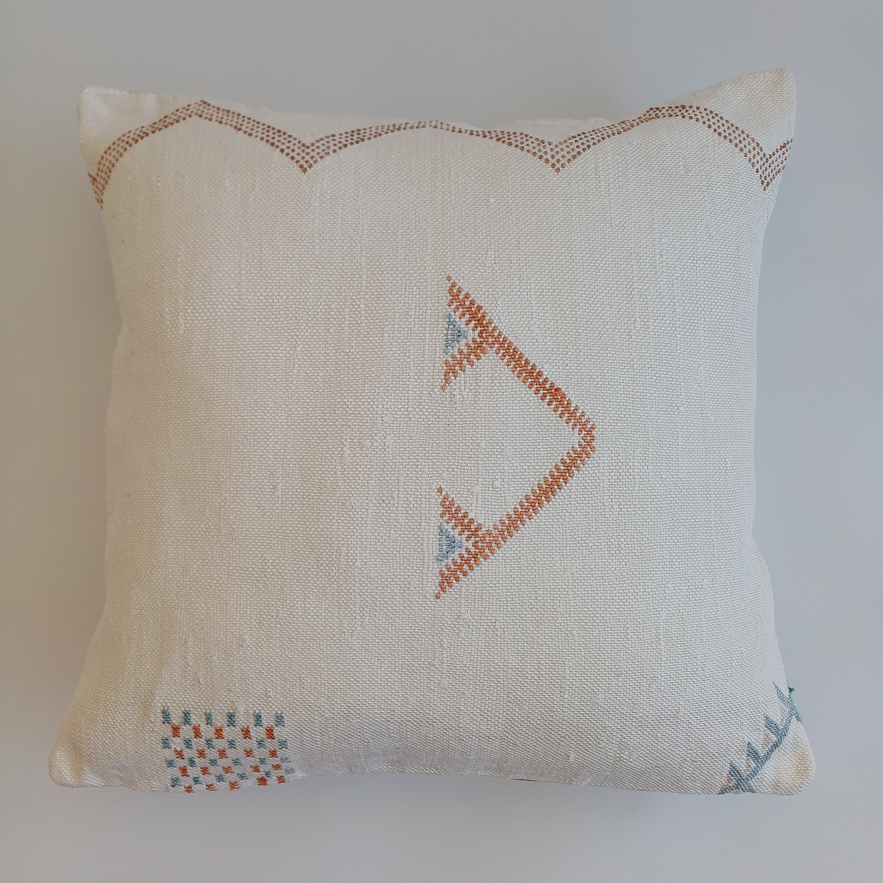 Moroccan Handmade Cream White Cactus Silk Cushion Cover 20''x20'' / 50x50 CM