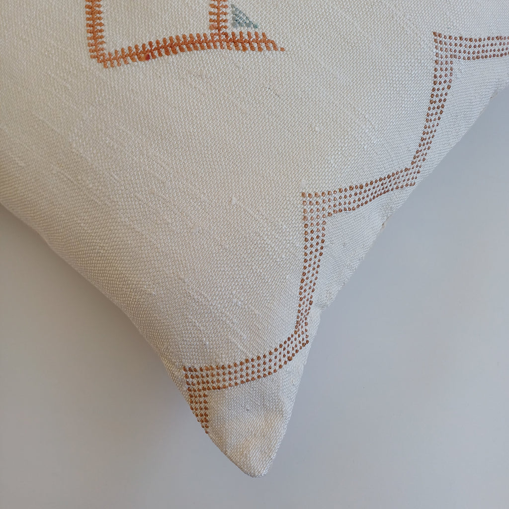 Moroccan Handmade Cream White Cactus Silk Cushion Cover 20''x20'' / 50x50 CM