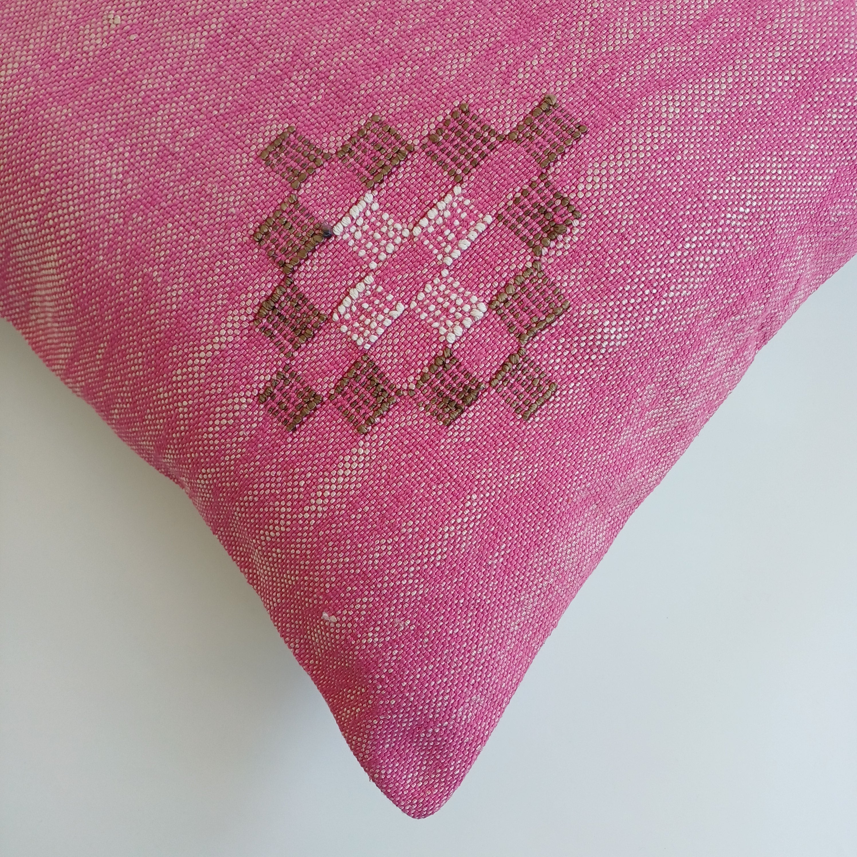 Moroccan Handmade Pink Cactus Silk Cushion Cover 20''x20'' / 50x50 CM