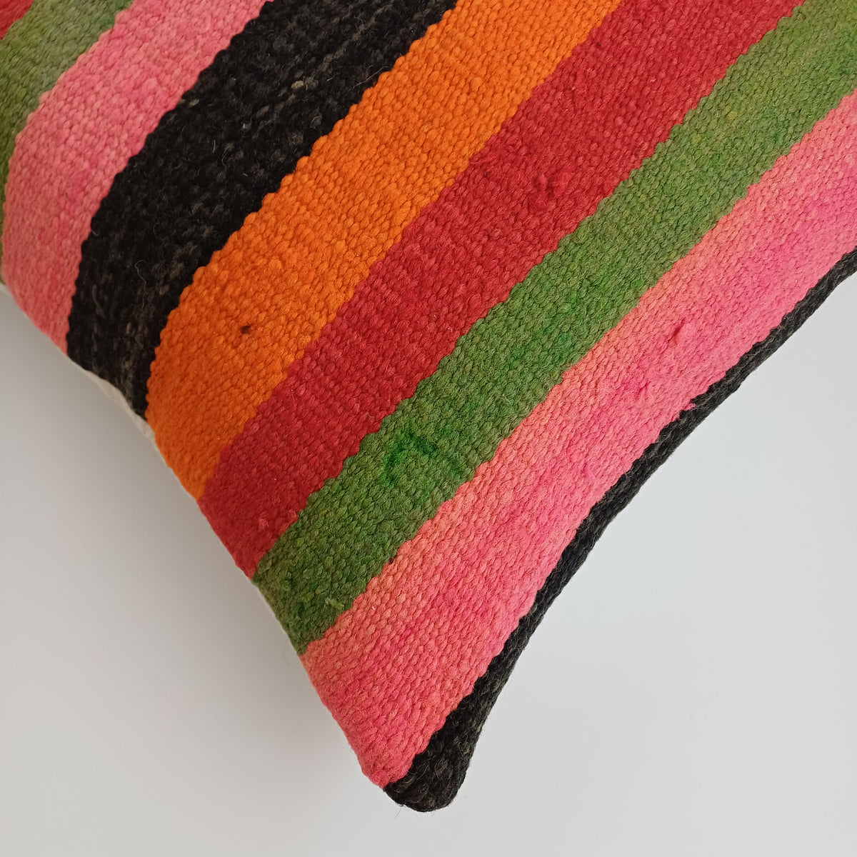 Moroccan Vintage Handmade Multicoloured Rug Cushion Cover 20''x20'' / 50x50 CM