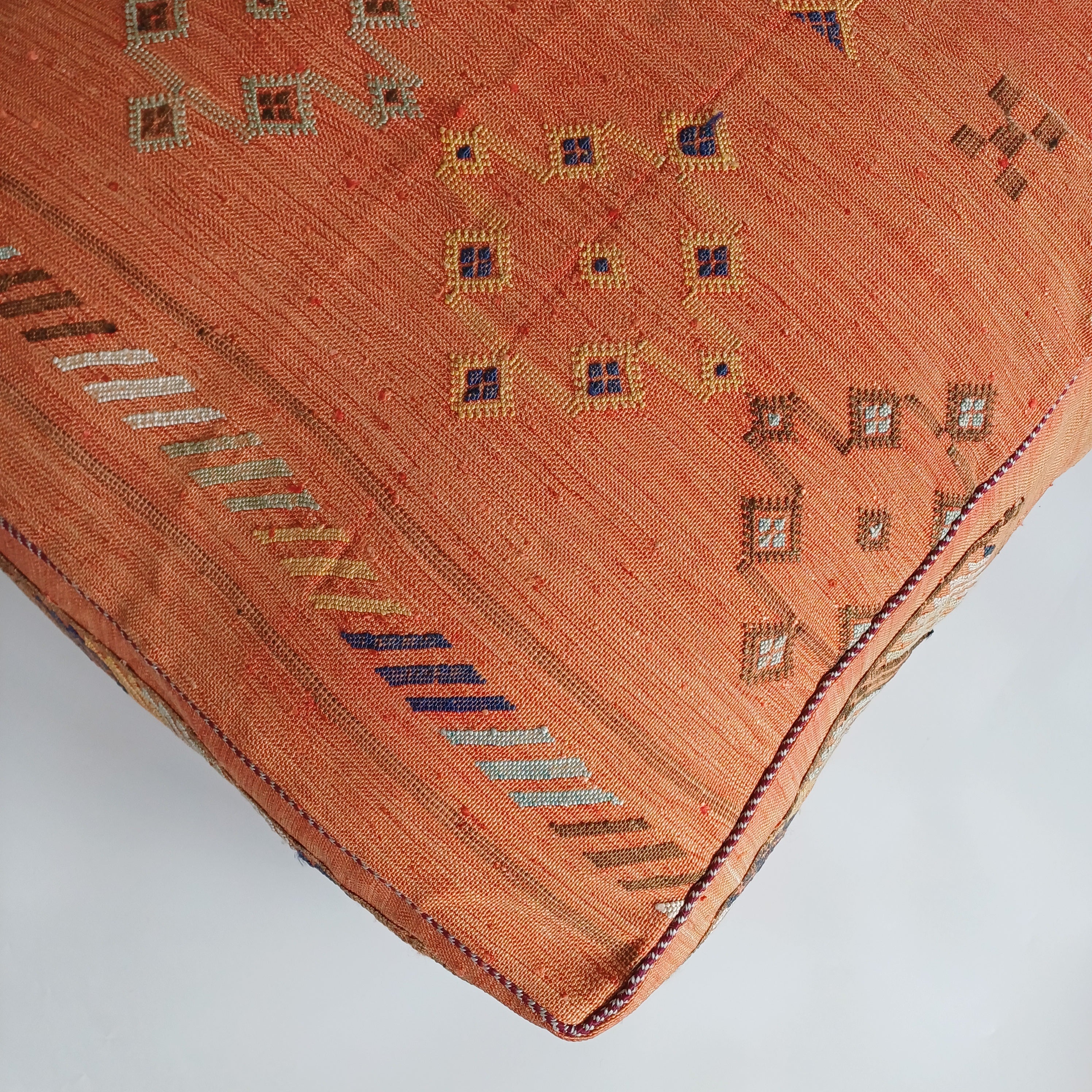 Handmade Moroccan Burnt Orange Cactus Silk Pouf 60x60x20 CM