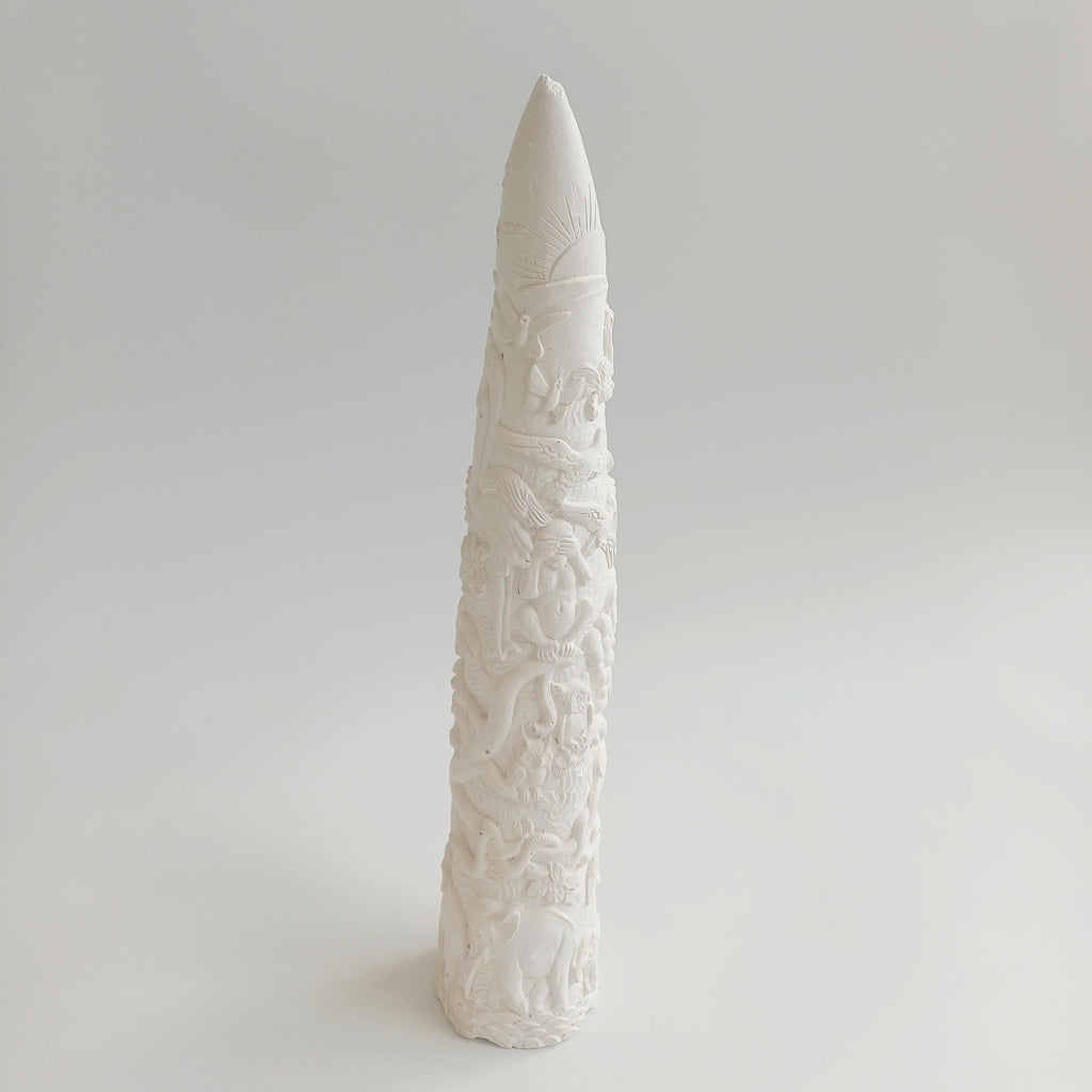Decorative Animal Textured White Sculpture 40x7 CM