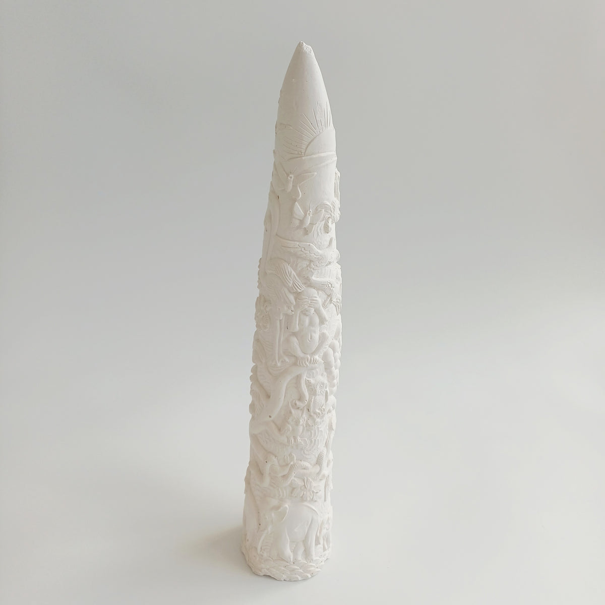 Decorative Animal Textured White Sculpture 40x7 CM