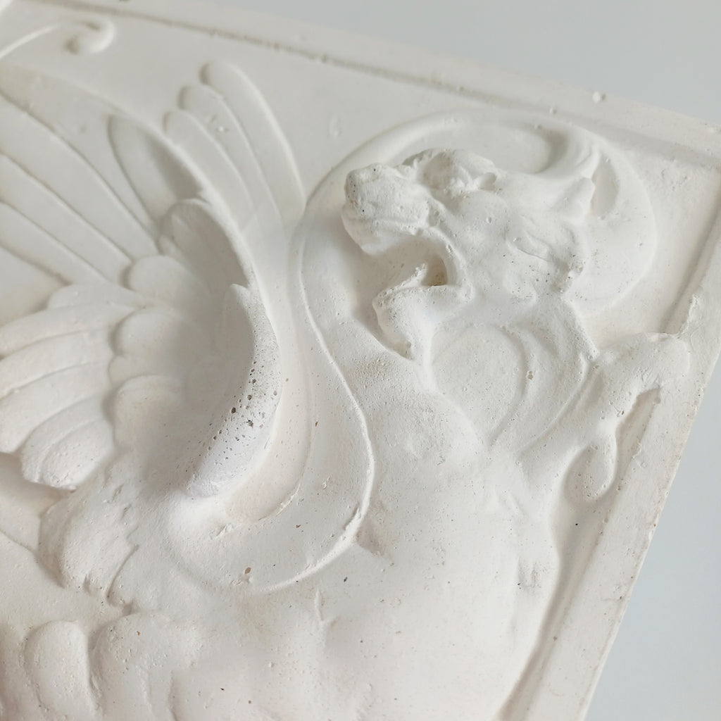 Winged Dragon Relief Wall Plaque, Minimalist Textured White Mythical Beast Wall Sculpture, Home Decor 22x18 CM