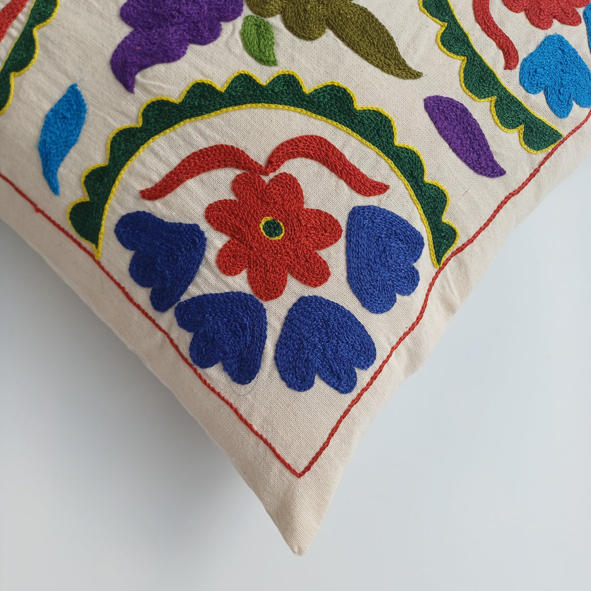 Hand Embroidered Multicolour Uzbek Suzani Cushion Cover 17''x15'' / 45x39 CM
