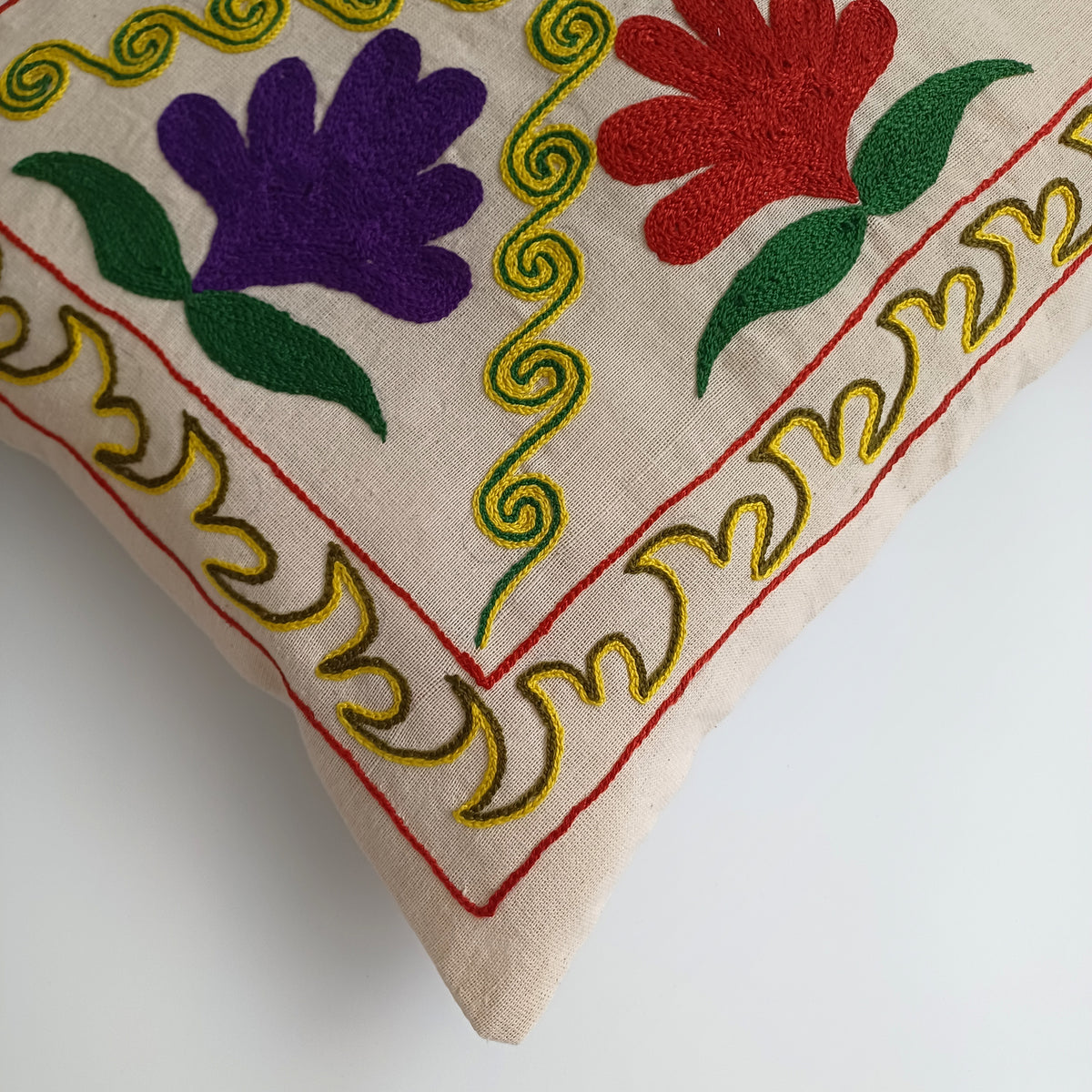 Hand Embroidered Multicolour Uzbek Suzani Cushion Cover 19''x16'' / 48x42 CM