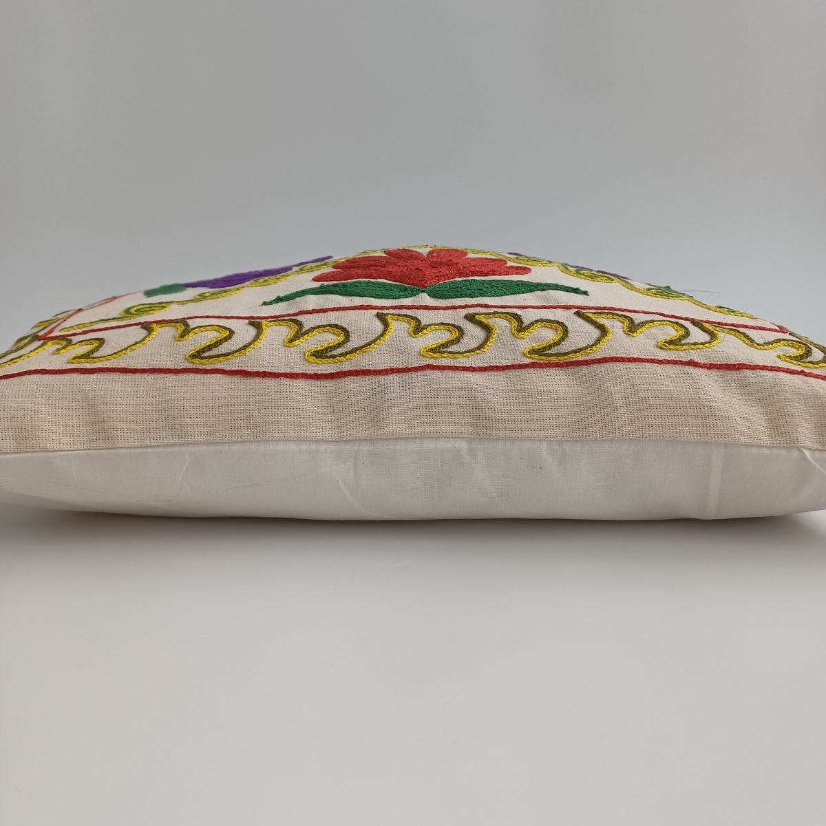 Hand Embroidered Multicolour Uzbek Suzani Cushion Cover 19''x16'' / 48x42 CM