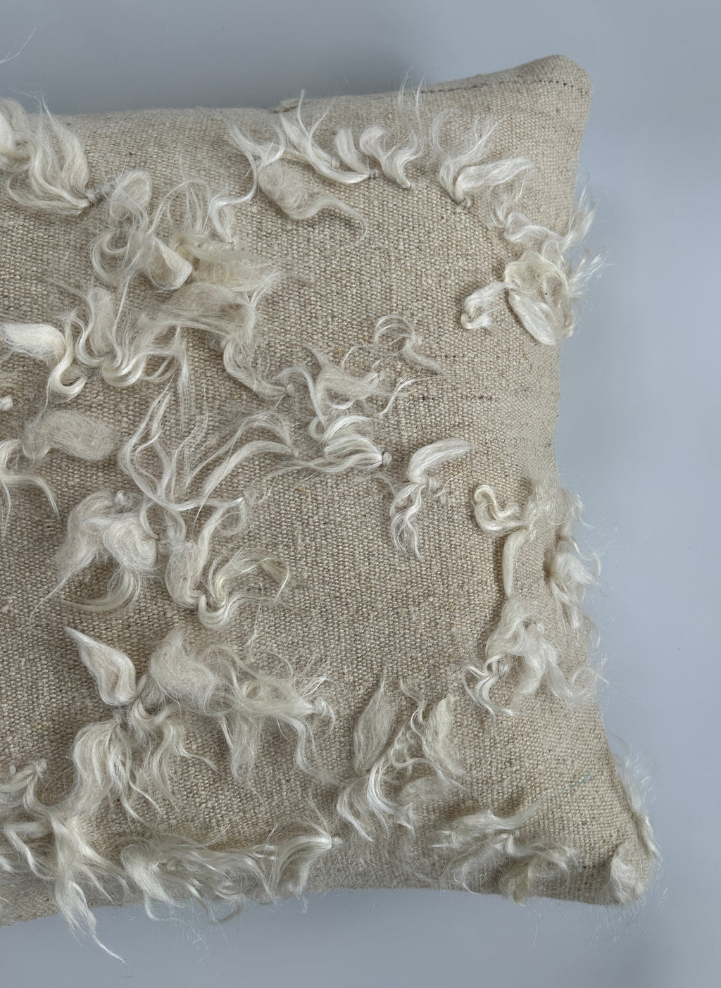 White Wool Turkish Rug Cushion Cover 20''x20'' / 50x50 CM