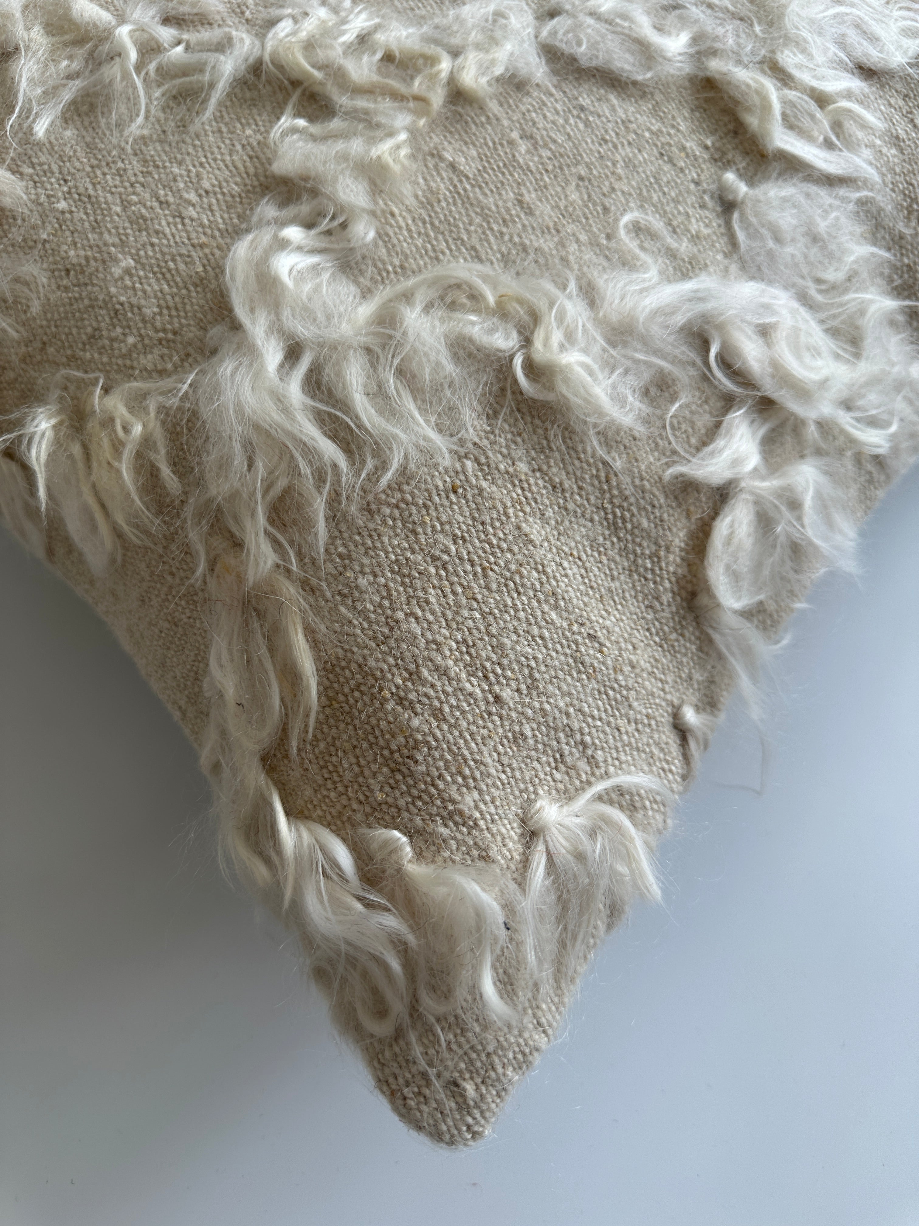 White Wool Turkish Rug Cushion Cover 20''x20'' / 50x50 CM