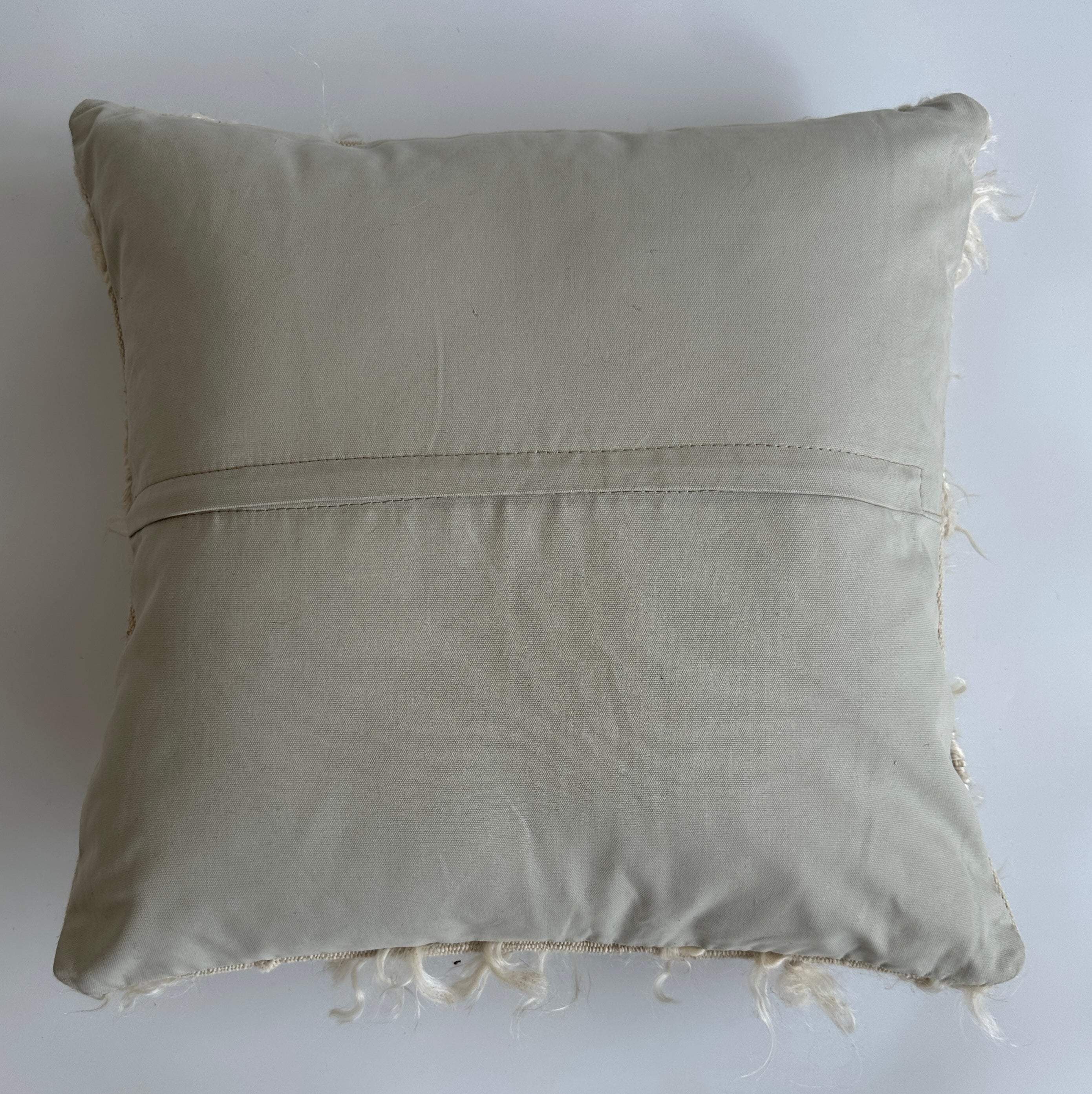 White Wool Turkish Rug Cushion Cover 20''x20'' / 50x50 CM