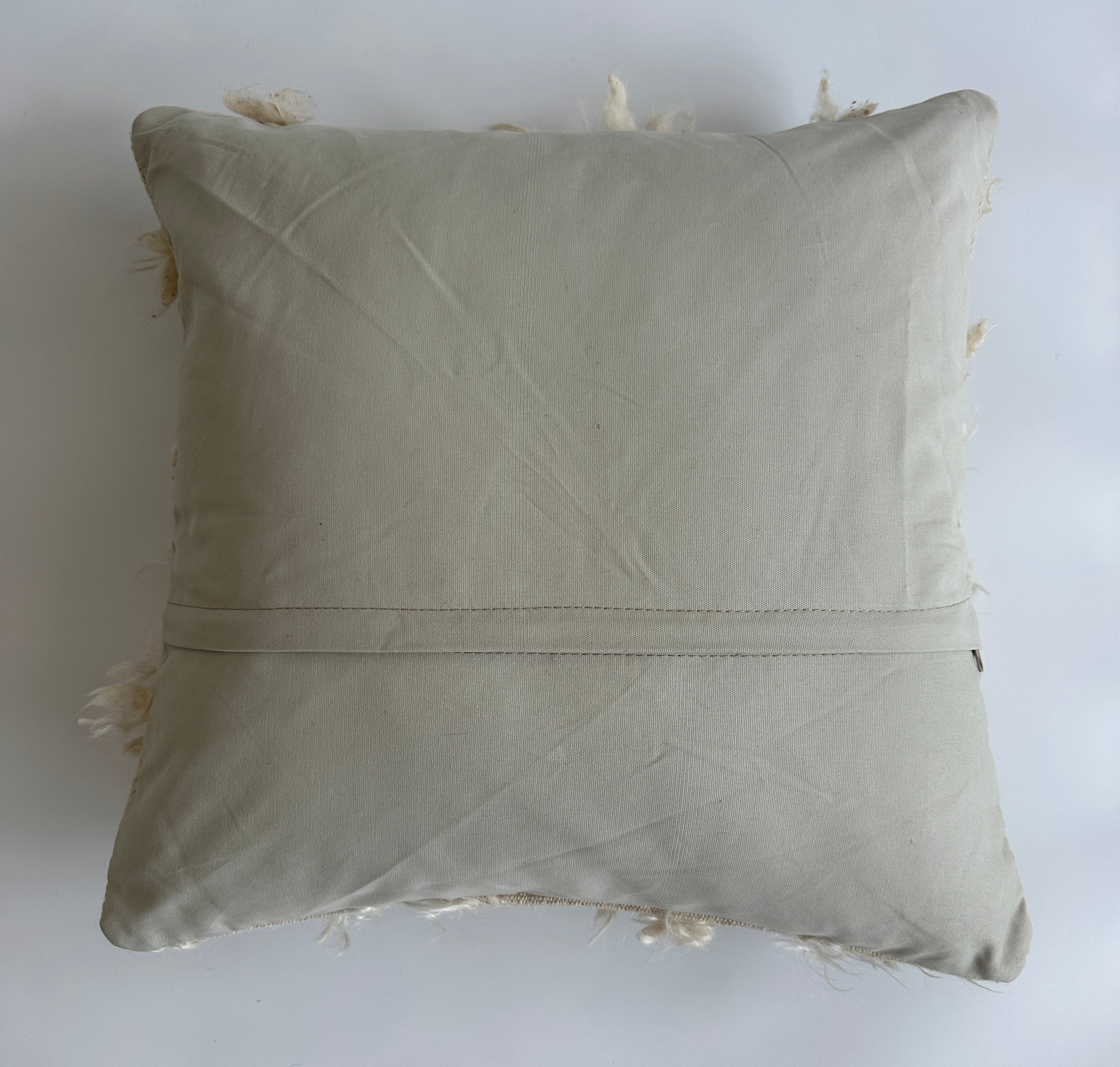 White Wool Turkish Rug Cushion Cover 20''x20'' / 50x50 CM