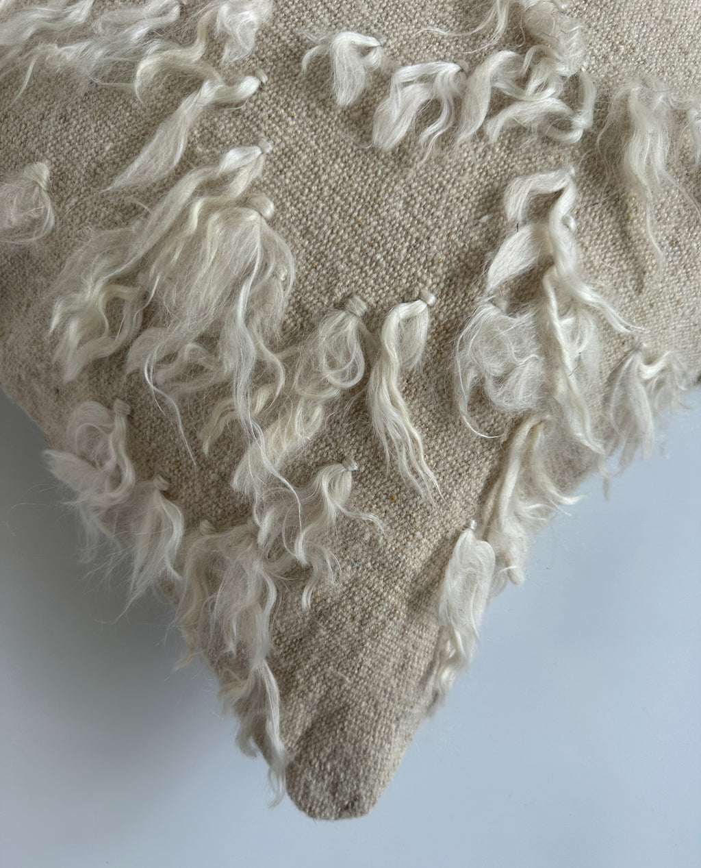 White Wool Turkish Rug Cushion Cover 20''x20'' / 50x50 CM