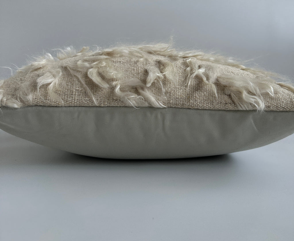 White Wool Turkish Rug Cushion Cover 20''x20'' / 50x50 CM