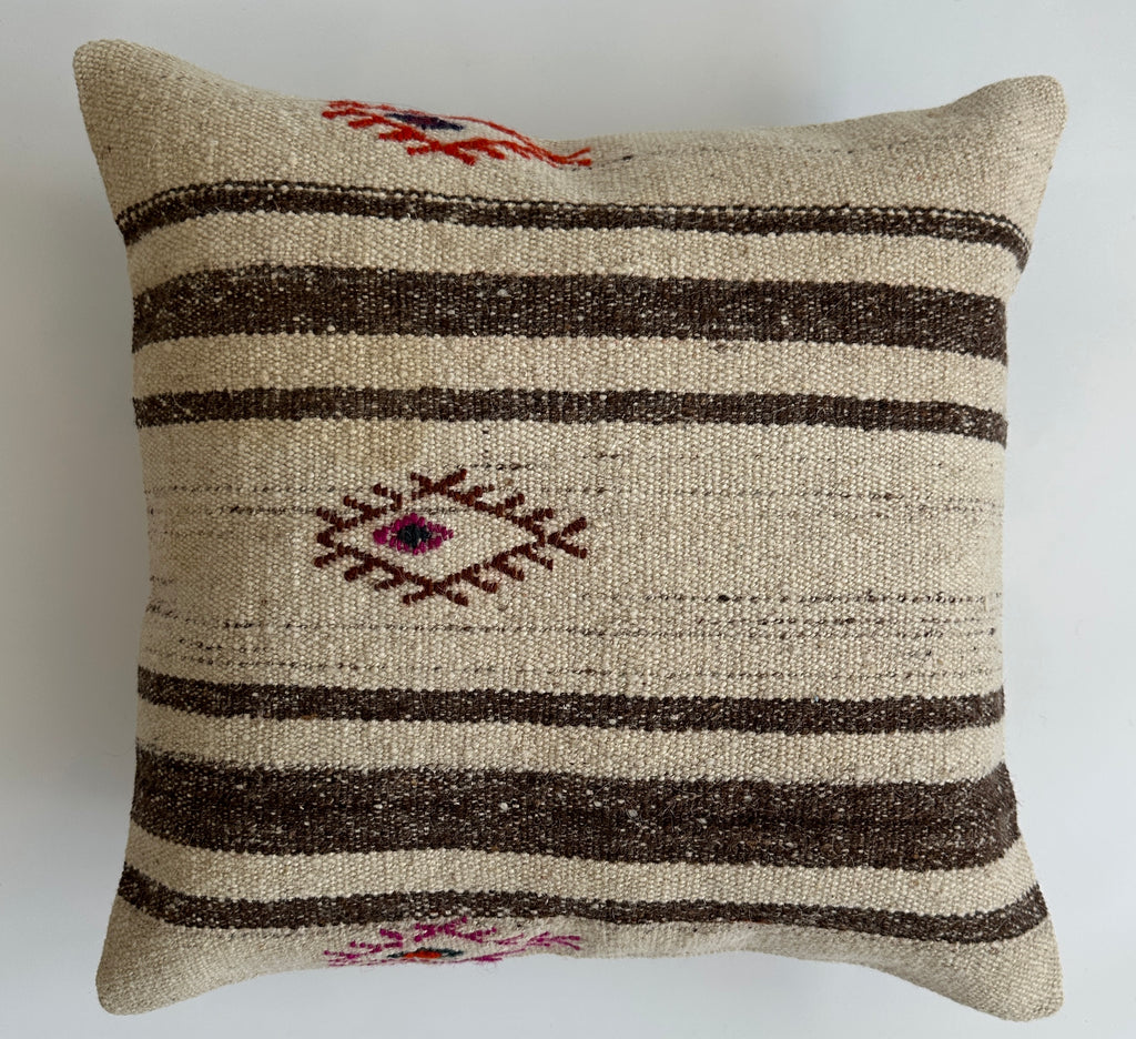 Handmade Textured Grey Turkish Rug Cushion Cover 18''x18'' / 45x44 CM