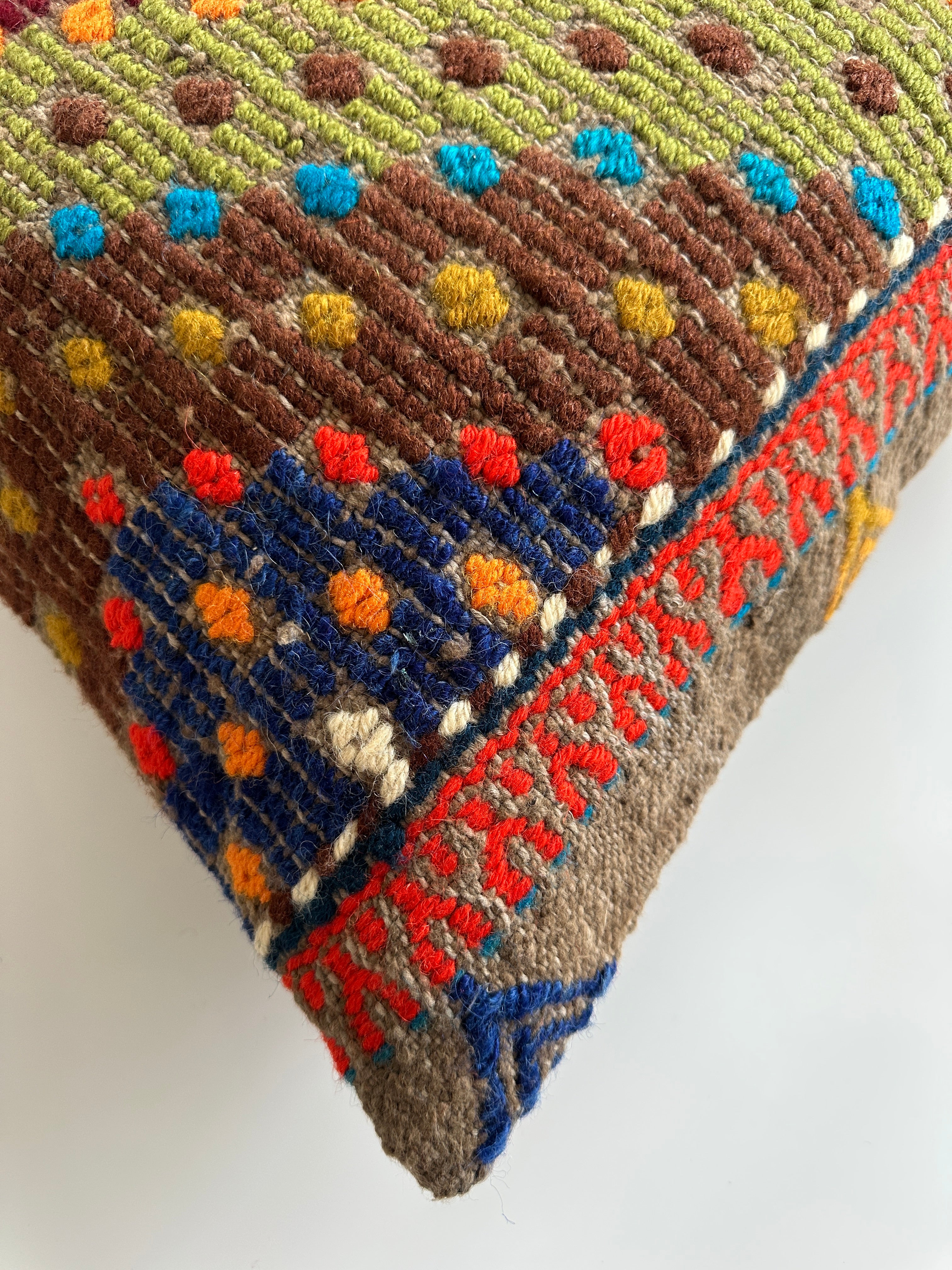 Handmade Multicolour Turkish Rug Cushion Cover 18''x18'' / 45x44 CM