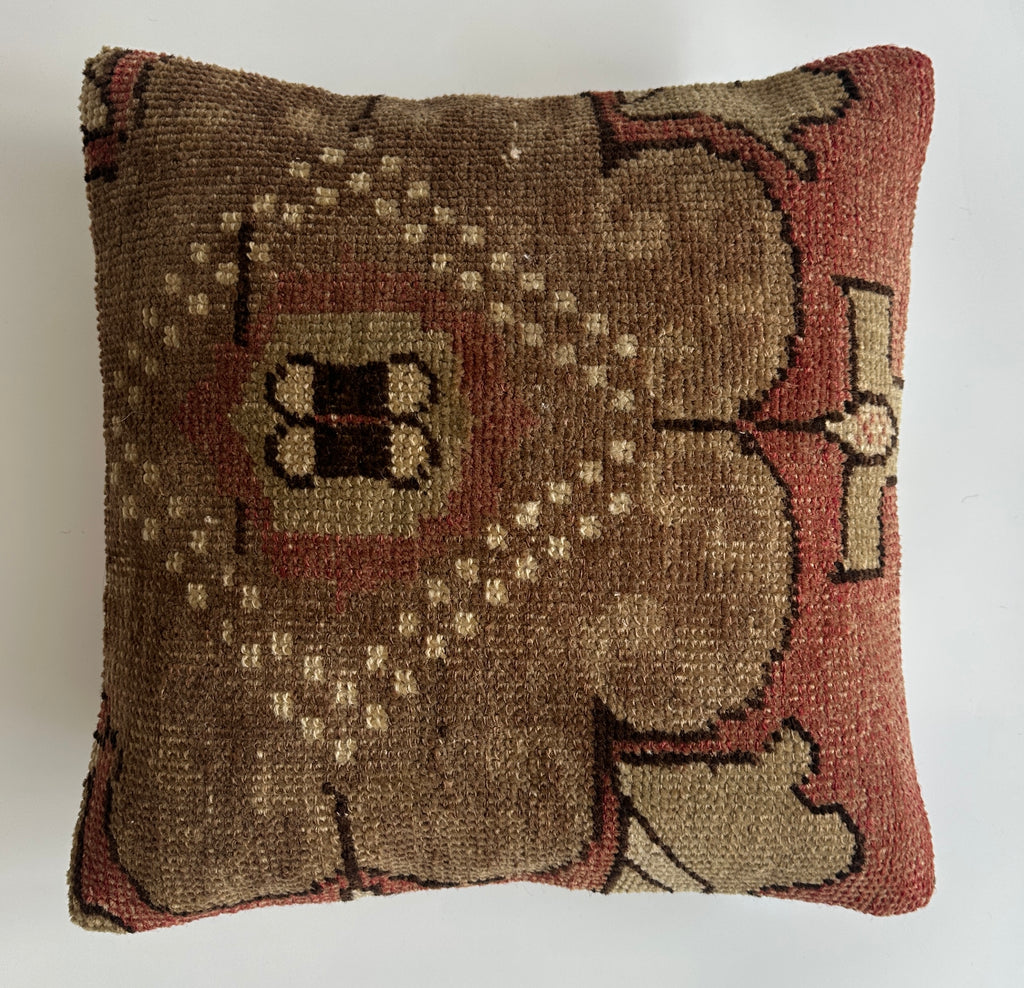 Carpet Cushion Cover 16''x16'' / 42x41 CM