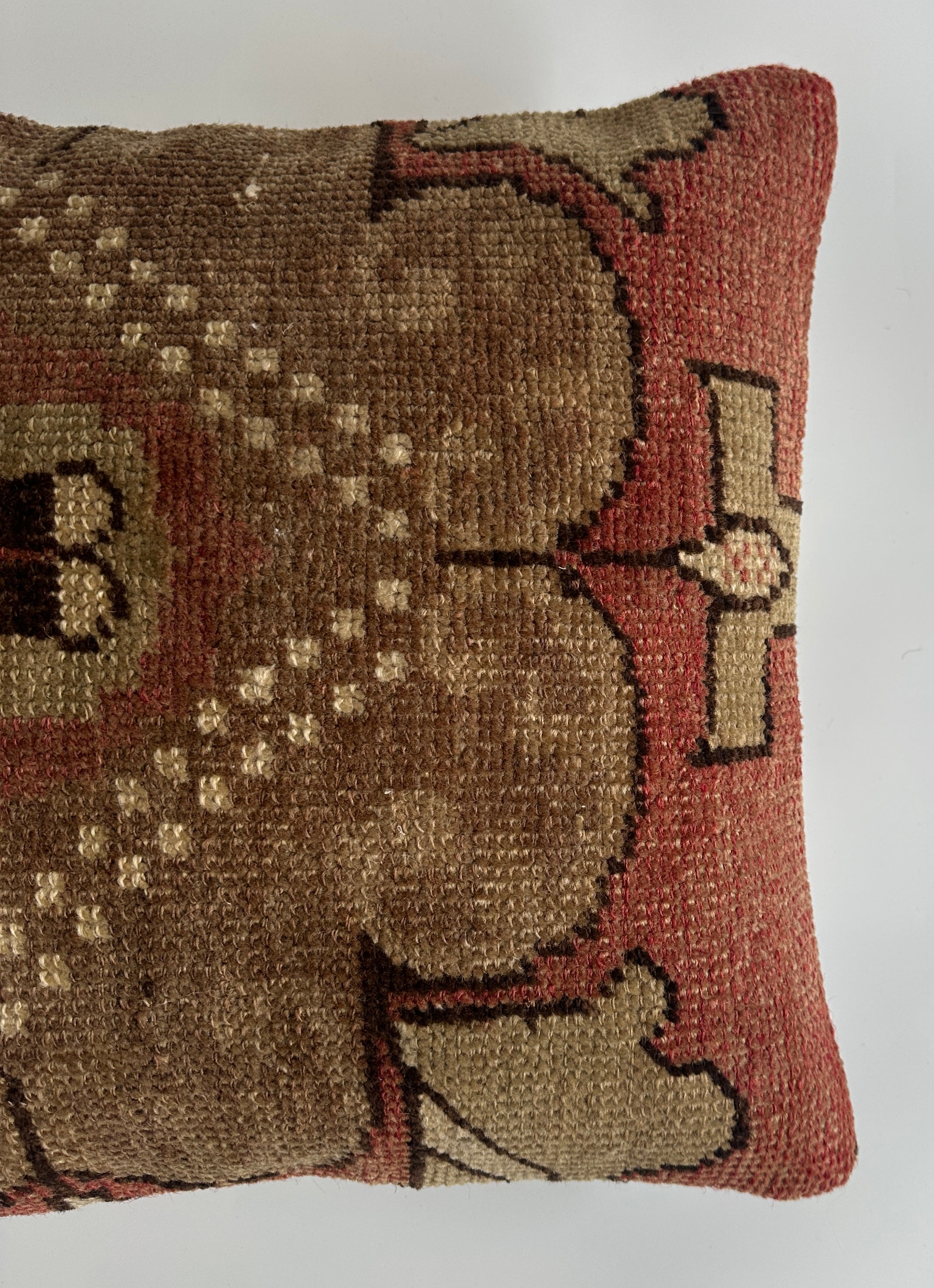 Carpet Cushion Cover 16''x16'' / 42x41 CM