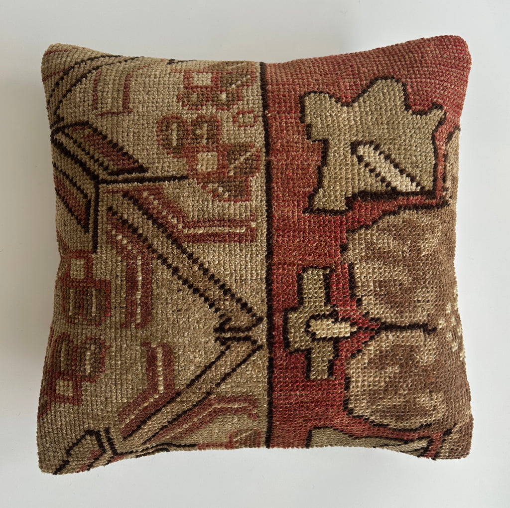 Handmade Carpet Cushion Cover 16''x16'' / 41x40 CM