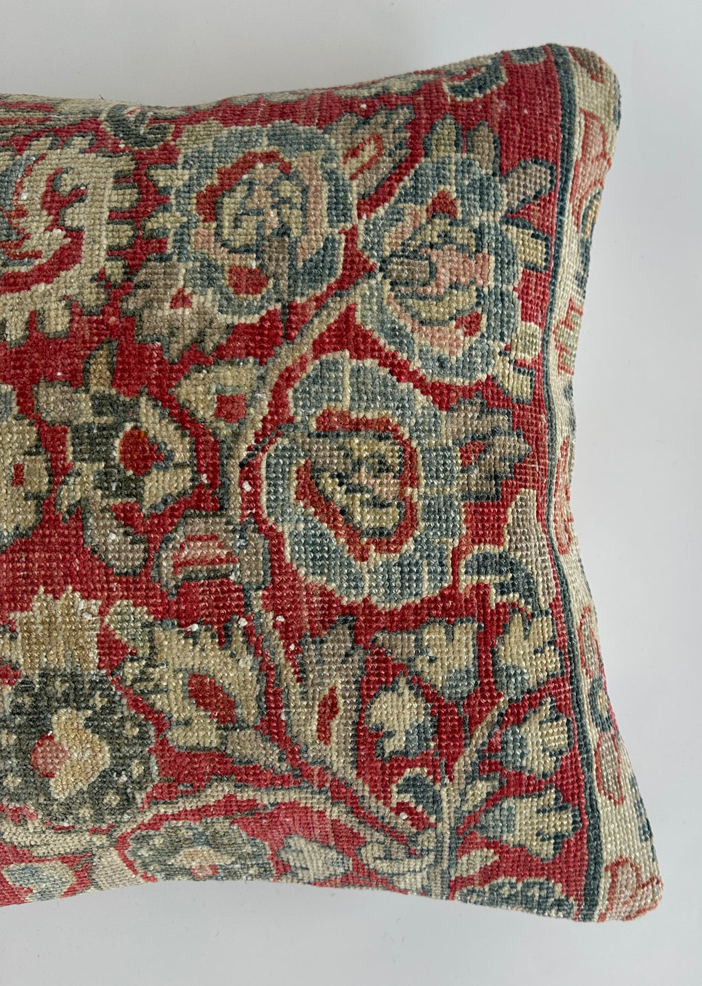 Handmade Floral Carpet Cushion Cover 16''x16'' / 41x41 CM