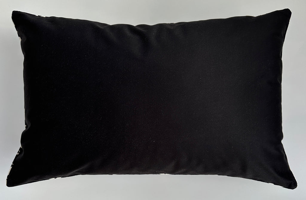 Black Pomegranate Silk Velvet Cushion Cover 24''x16'' / 60x40 CM
