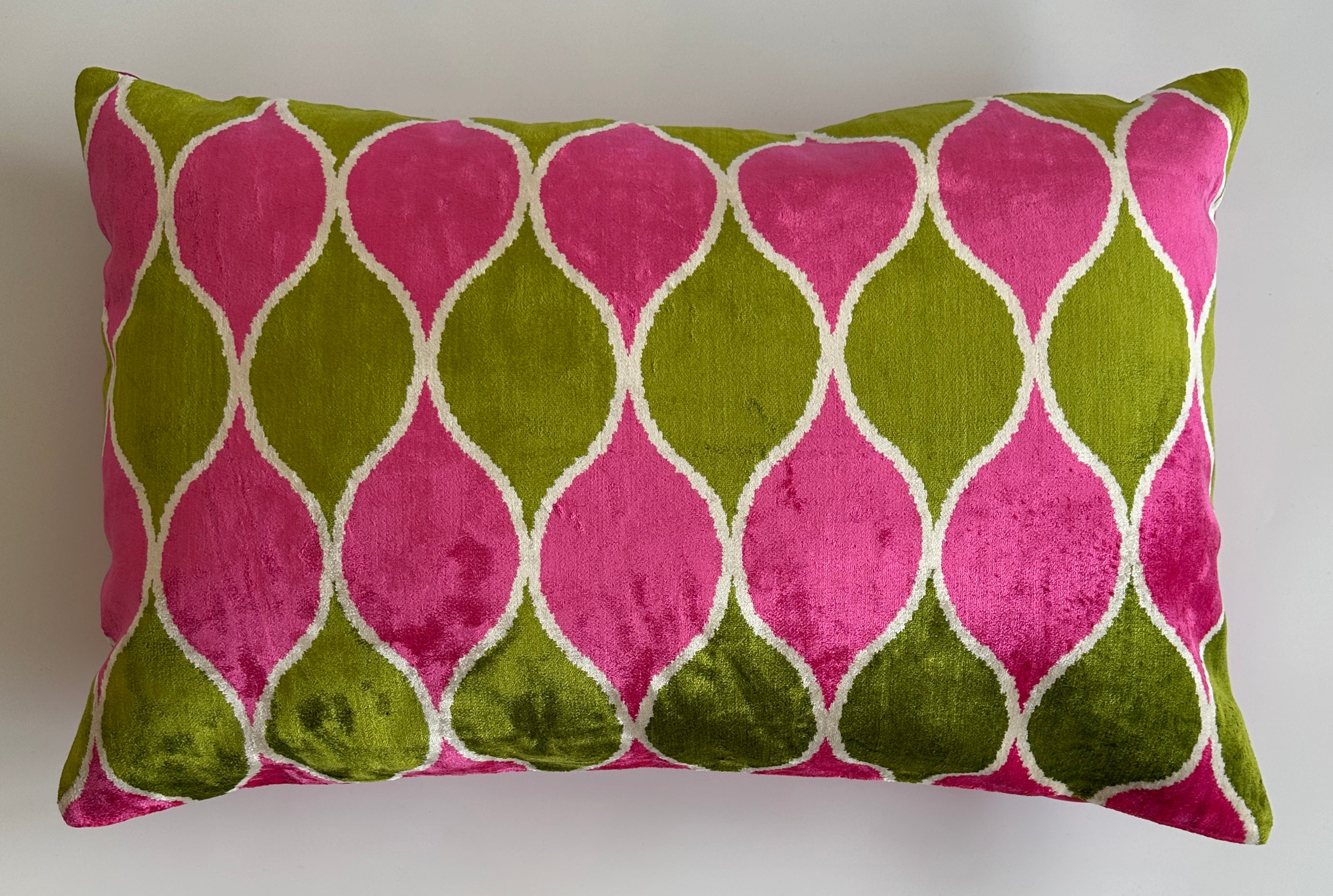 Pink Ogival Silk Velvet Cushion Cover 24''x16'' / 60x40 CM